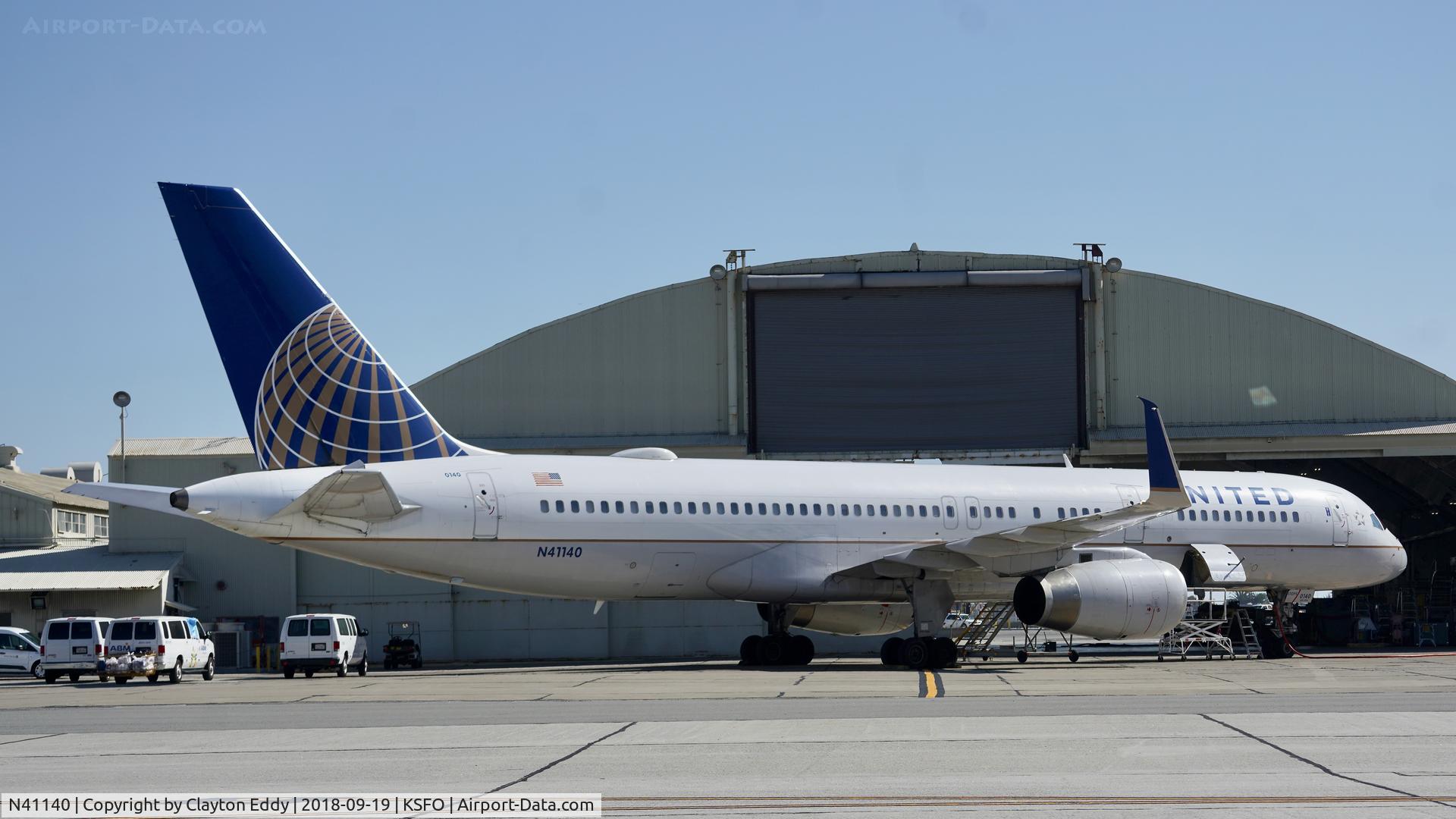 N41140, 2000 Boeing 757-224 C/N 30353, SFO 2018.