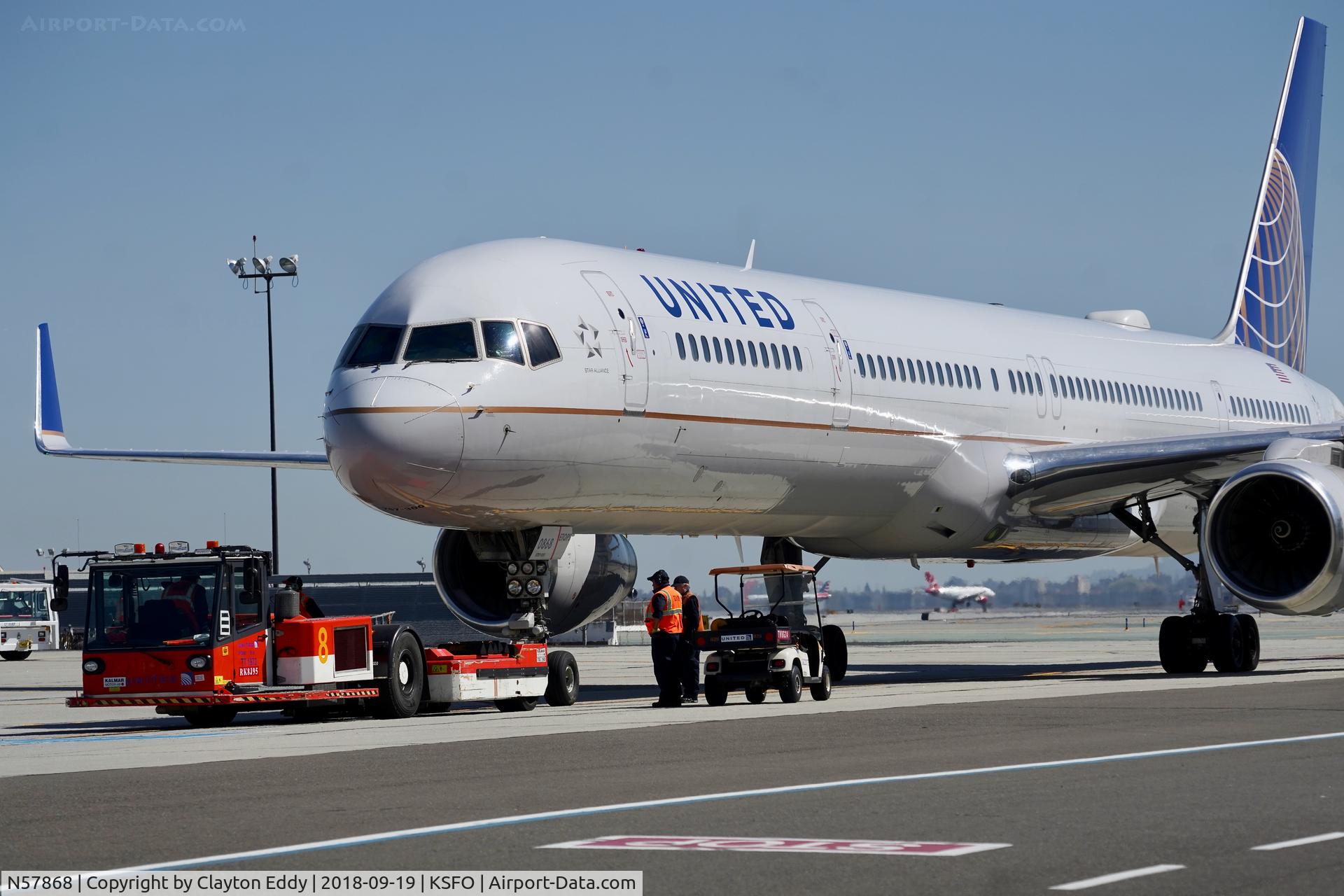 N57868, 2002 Boeing 757-33N C/N 32590, SFO 2018.