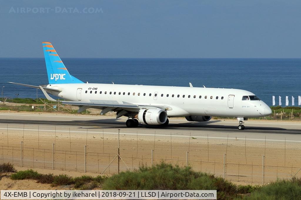 4X-EMB, 2013 Embraer 190LR (ERJ-190-100LR) C/N 19000616, Just landed on runway 03.
