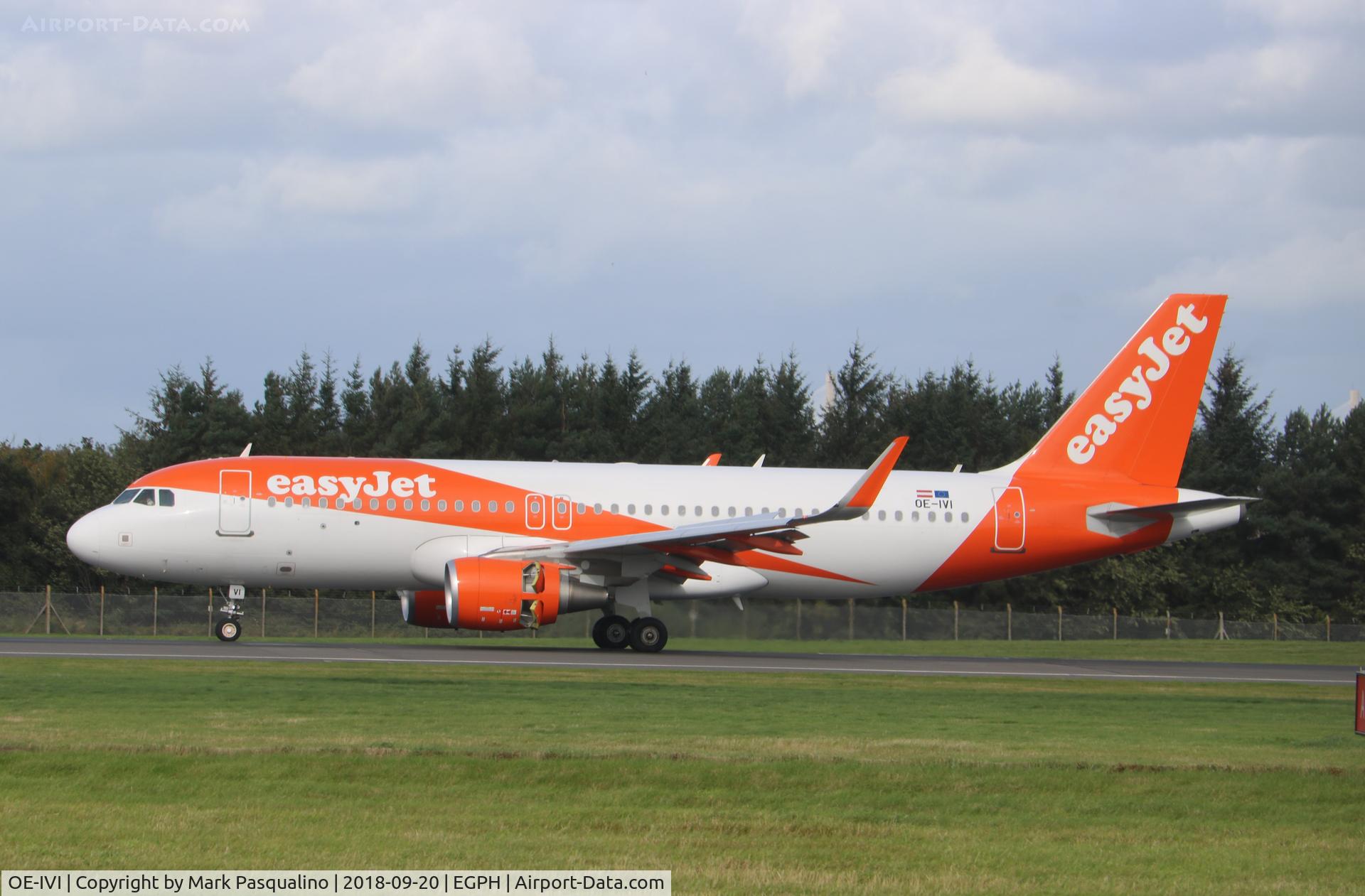OE-IVI, 2016 Airbus A320-214 C/N 7490, Airbus A320-214