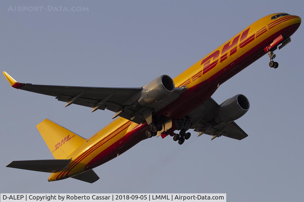 D-ALEP, 2002 Boeing 757-2Q8/PCF C/N 30046, Runway 13