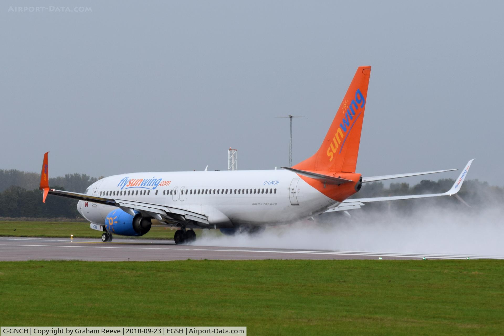 C-GNCH, 2014 Boeing 737-81D C/N 39438, Departing from Norwich.