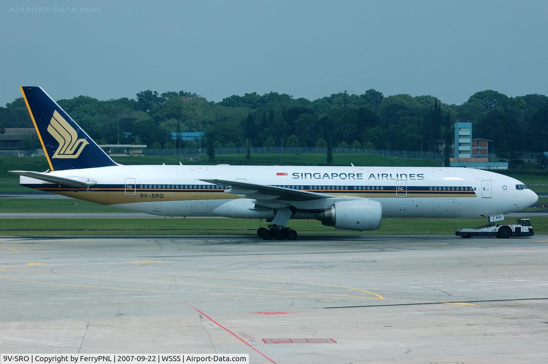 9V-SRO, 2003 Boeing 777-212/ER C/N 32321, Singapore B772
