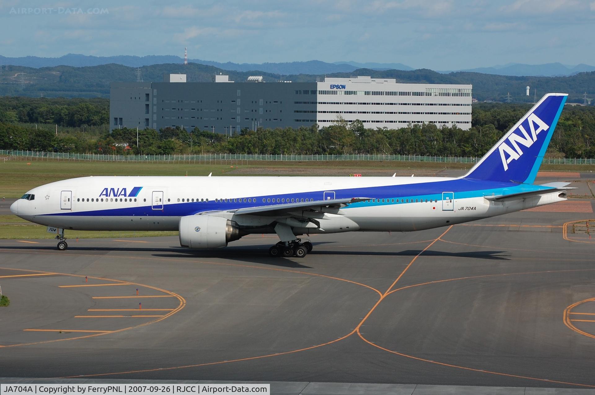 JA704A, 1998 Boeing 777-281 C/N 27035, ANA B772 arriving in CTS