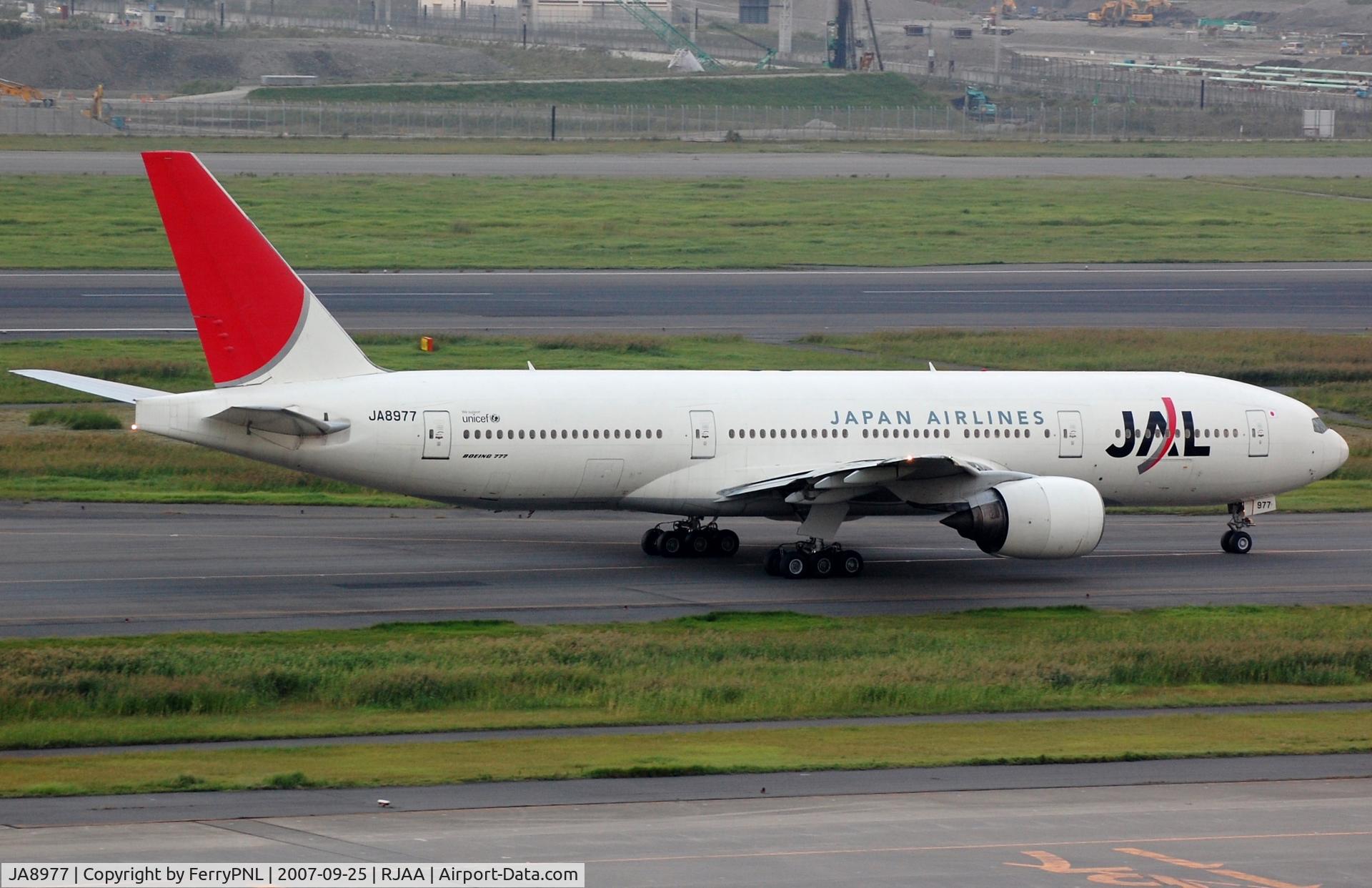 JA8977, 1996 Boeing 777-289 C/N 27636, JAL B772