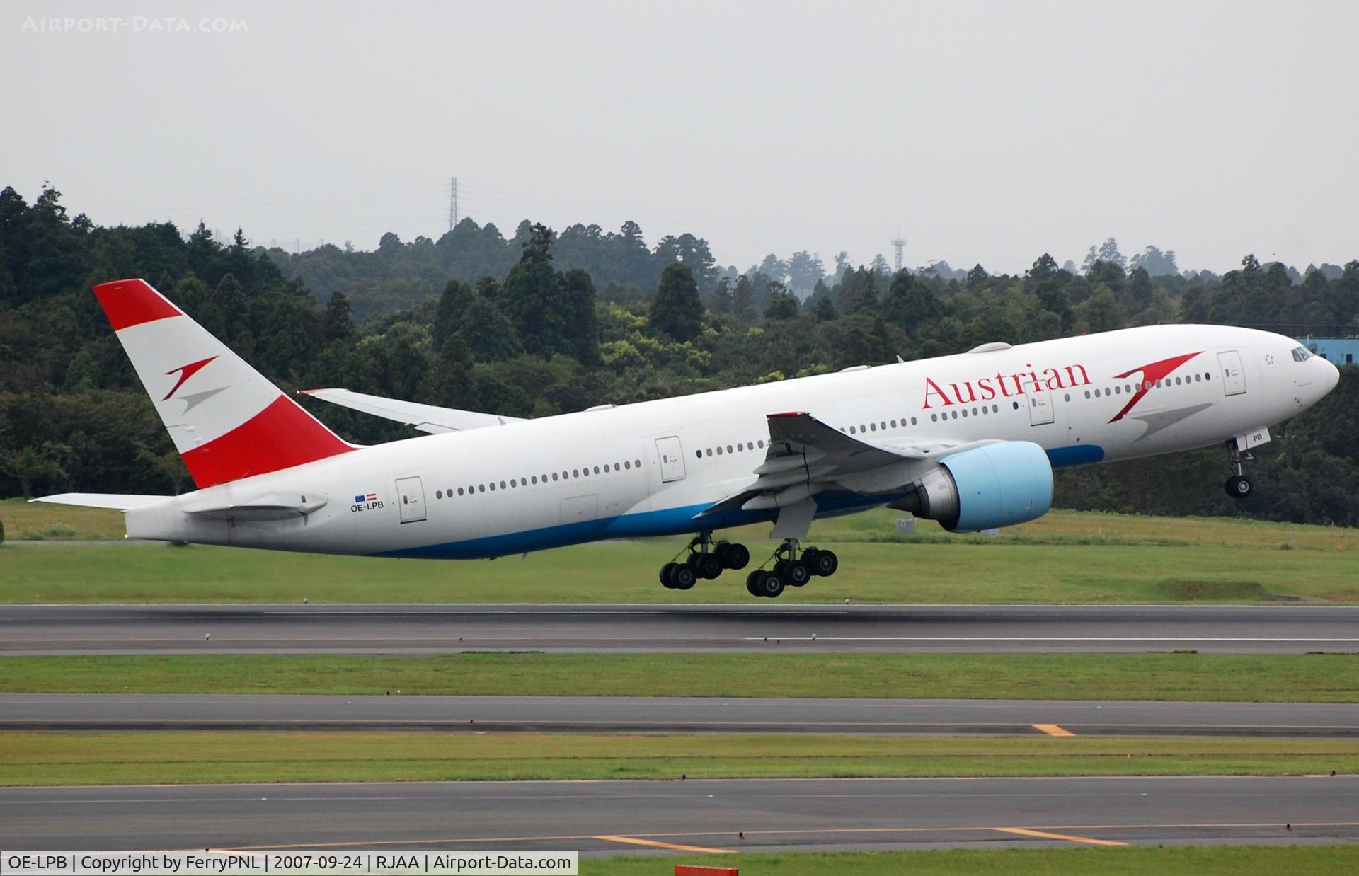 OE-LPB, 1998 Boeing 777-2Z9/ER C/N 28699, Austrian B772 rotating in NRT