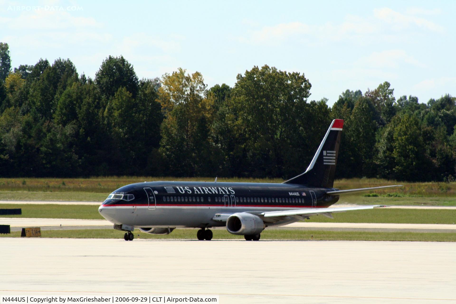N444US, 1990 Boeing 737-4B7 C/N 24862, N444US @ CLT
