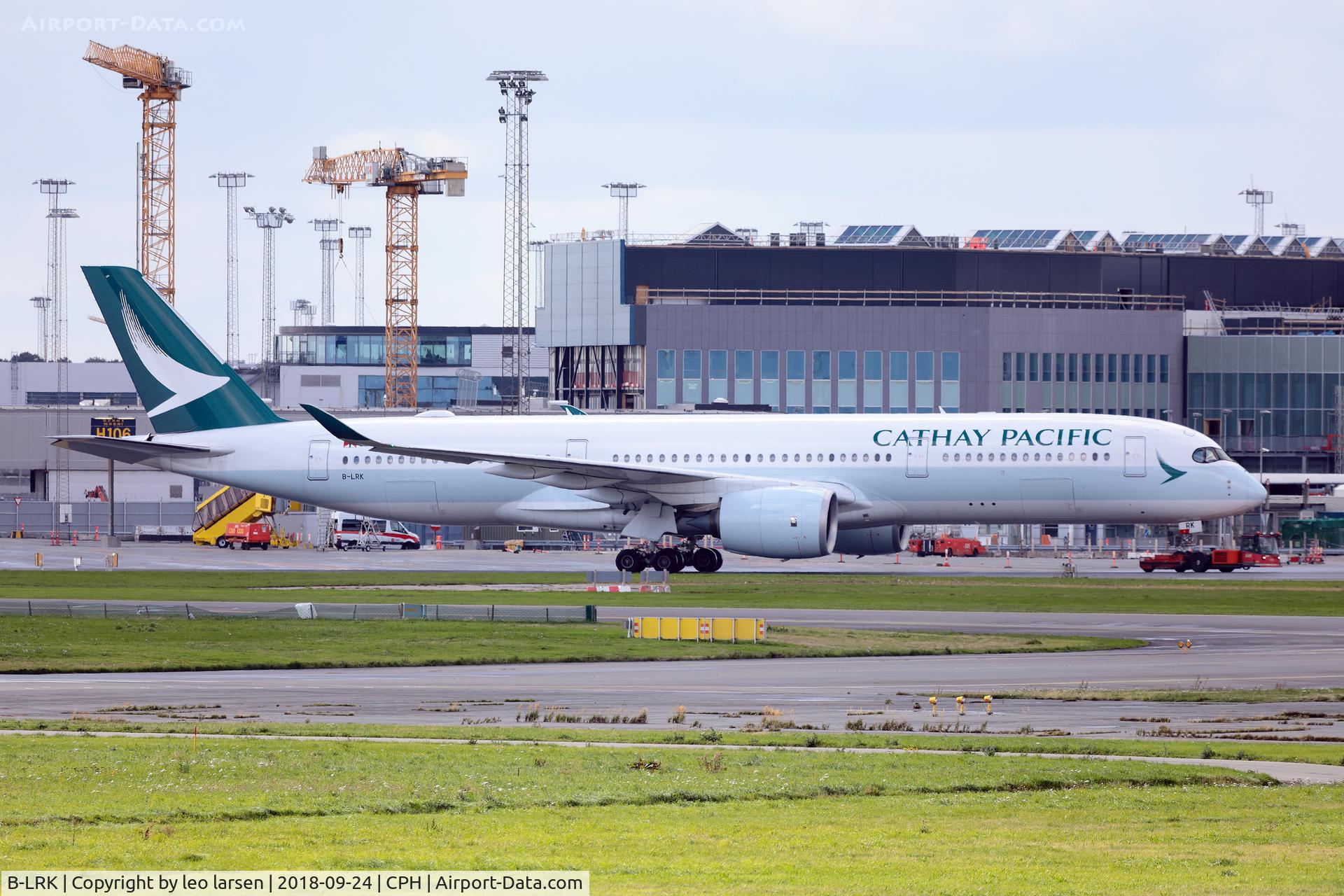 B-LRK, 2016 Airbus A350-941 C/N 070, Copenhagen 24.9.2018