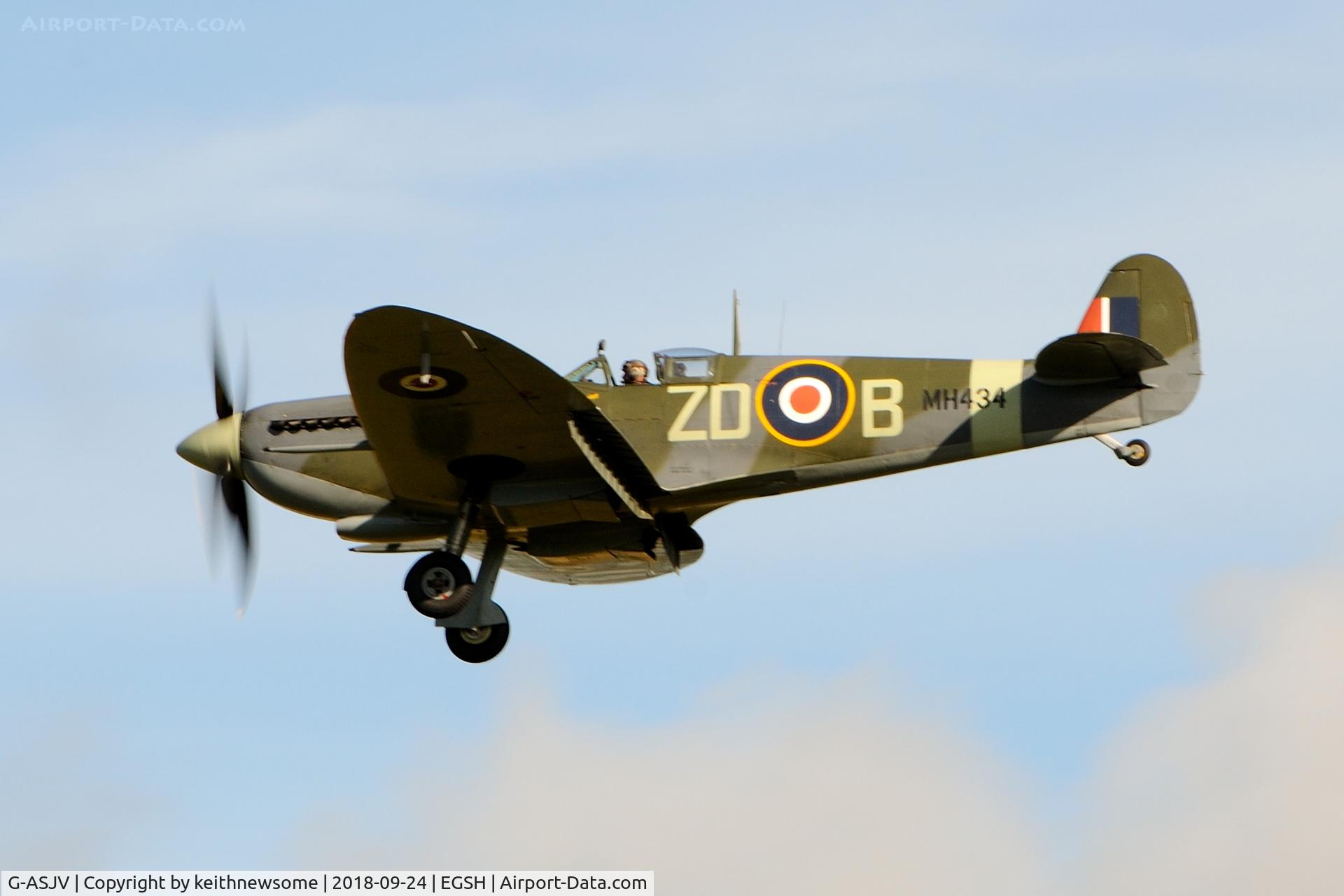 G-ASJV, 1943 Supermarine 361 Spitfire LF.IXb C/N CBAF.IX.552, Welcome visitor.