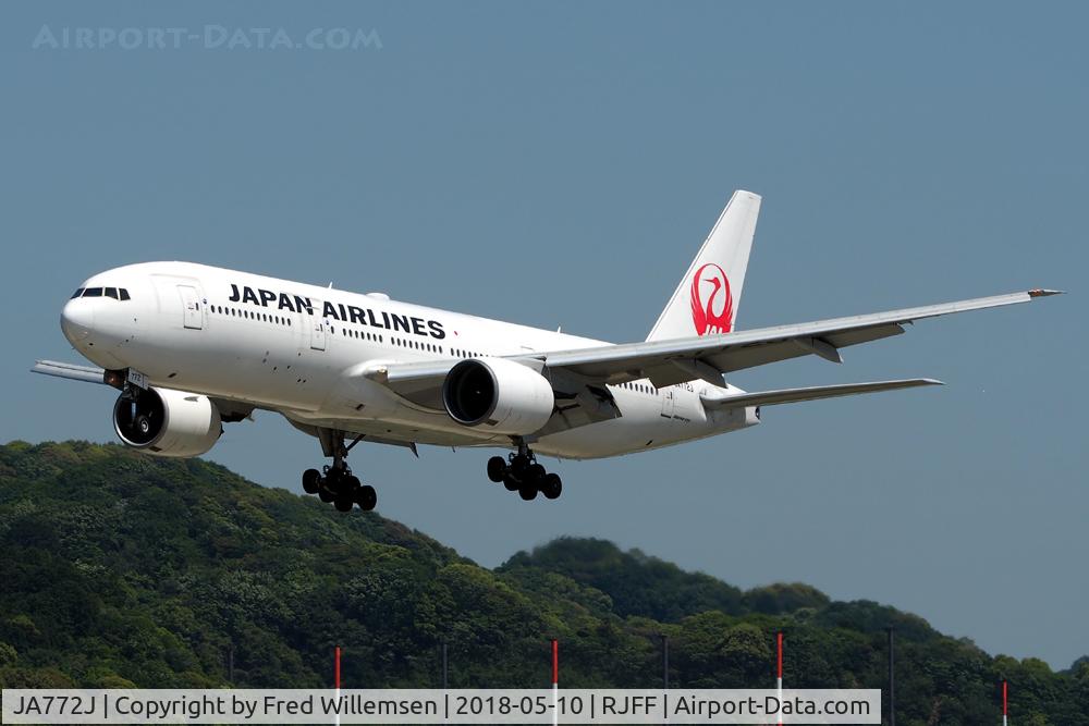 JA772J, 2005 Boeing 777-246 C/N 27657, JAL.