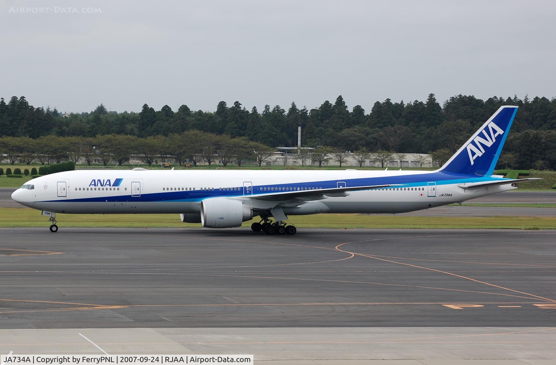 JA734A, 2006 Boeing 777-381/ER C/N 32649, ANA B773
