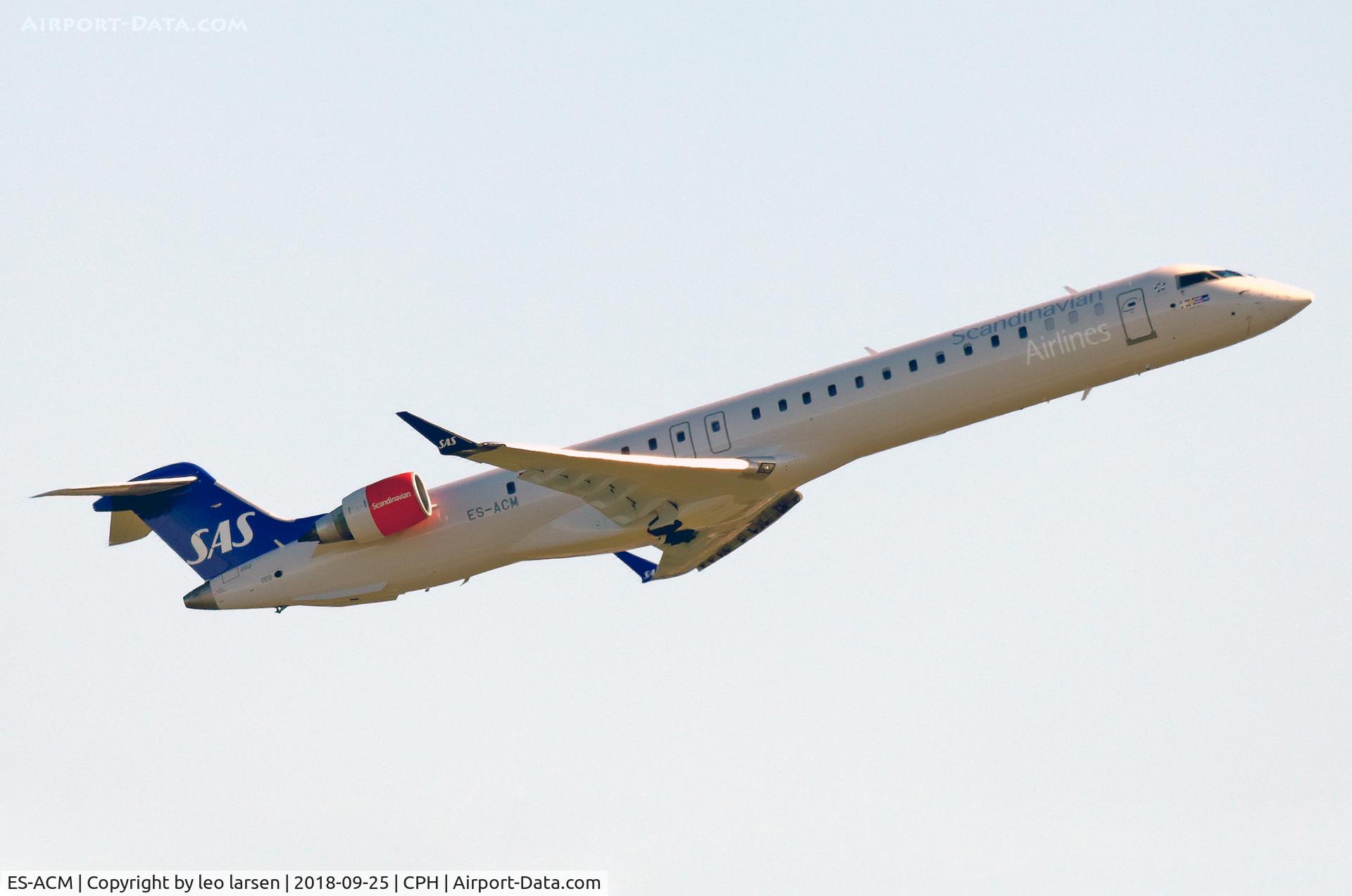 ES-ACM, 2008 Bombardier CRJ-900 (CL-600-2D24) C/N 15206, Copenhagen 25.9.18 T/O R-22L
