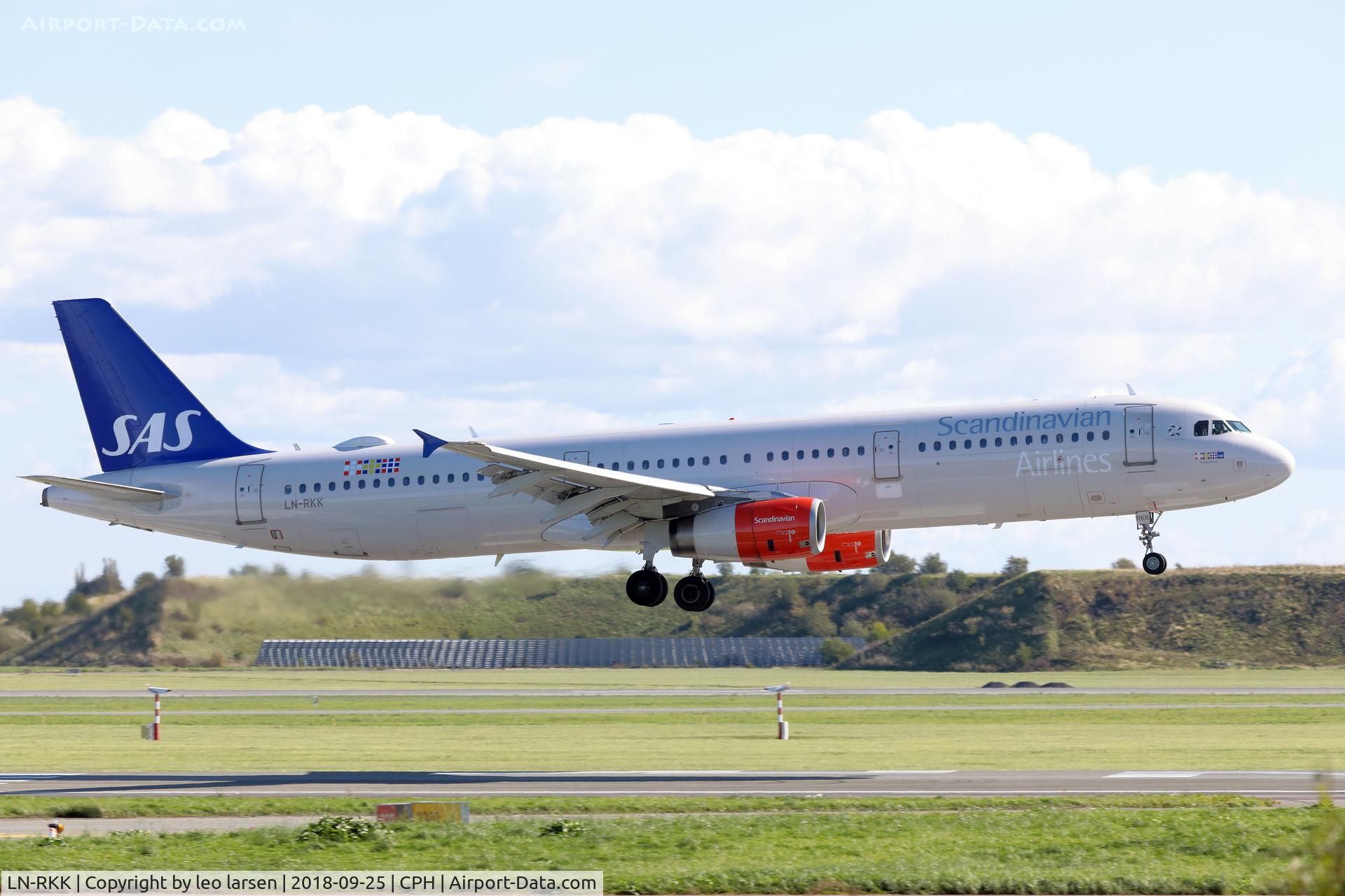 LN-RKK, 2002 Airbus A321-232 C/N 1848, Copenhagen L/D R-22R