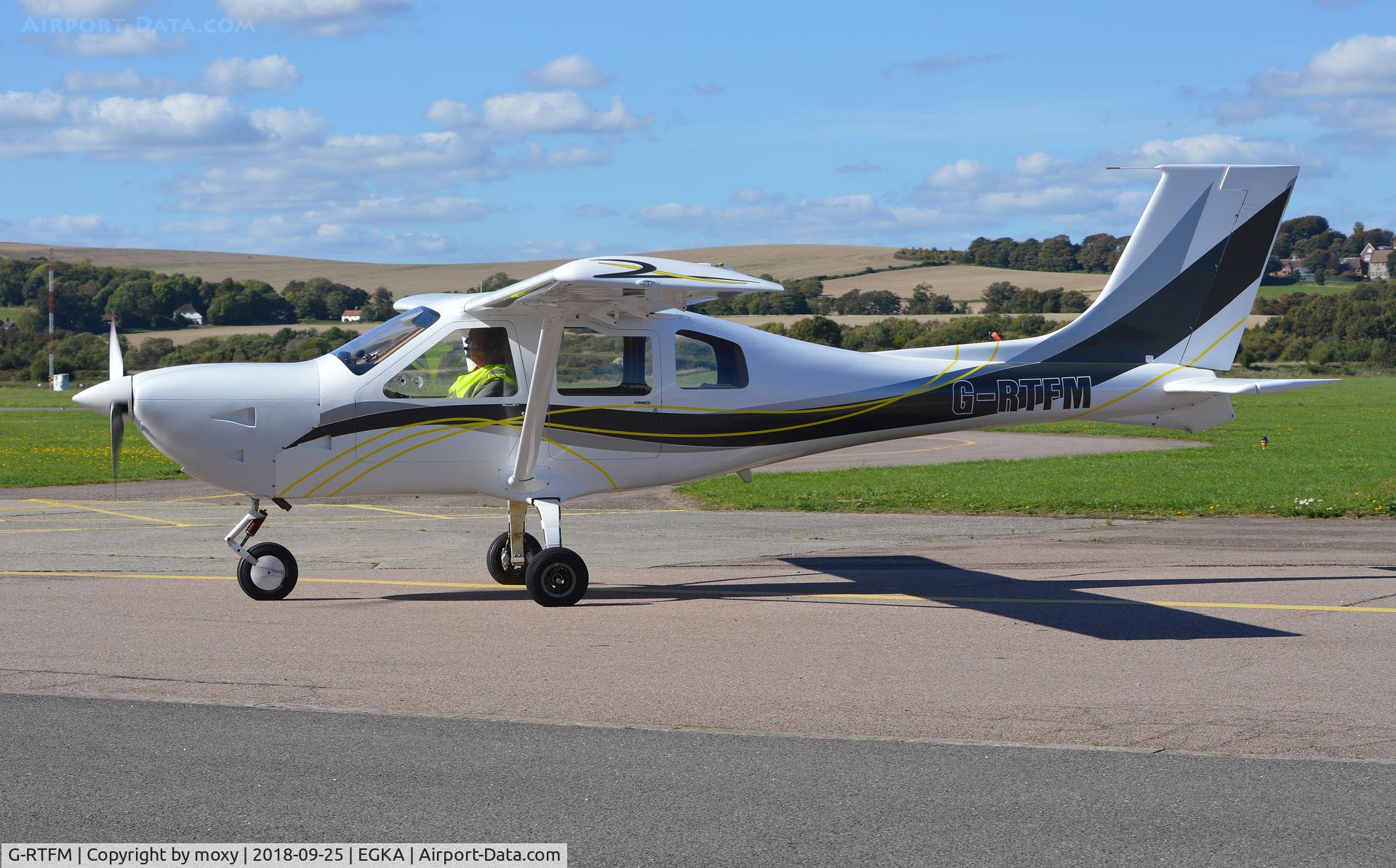 G-RTFM, Jabiru J400 C/N PFA 325-14463, Jabiru J400 at Shoreham.