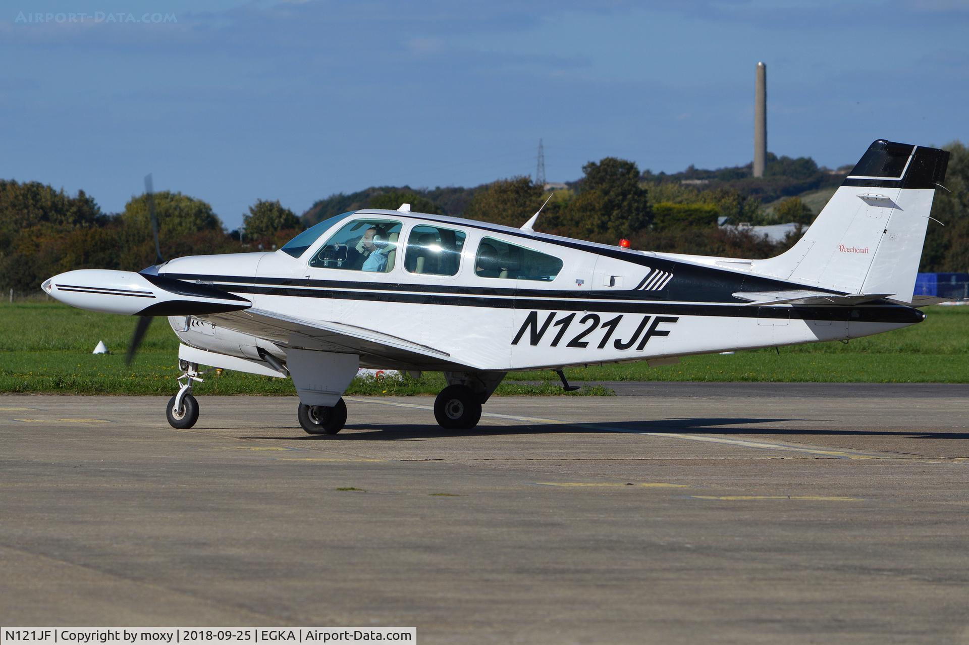 N121JF, 1991 Beech F33A Bonanza C/N CE-1578, Beech F33A Bonanza at Shoreham.