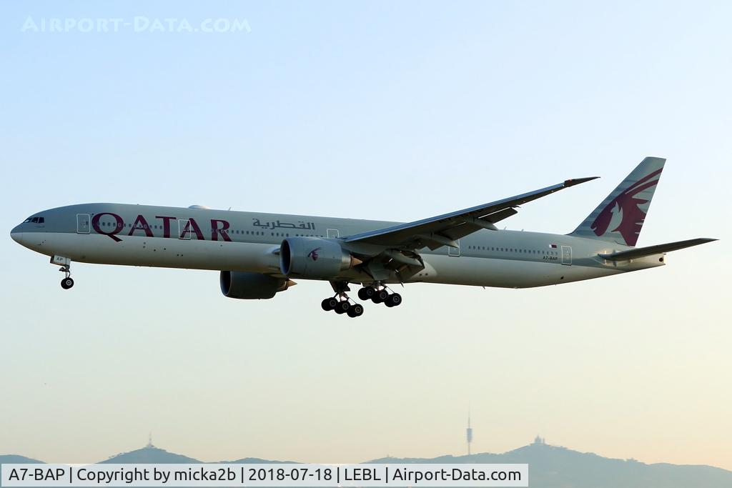 A7-BAP, 2011 Boeing 777-3DZ/ER C/N 38248, Landing