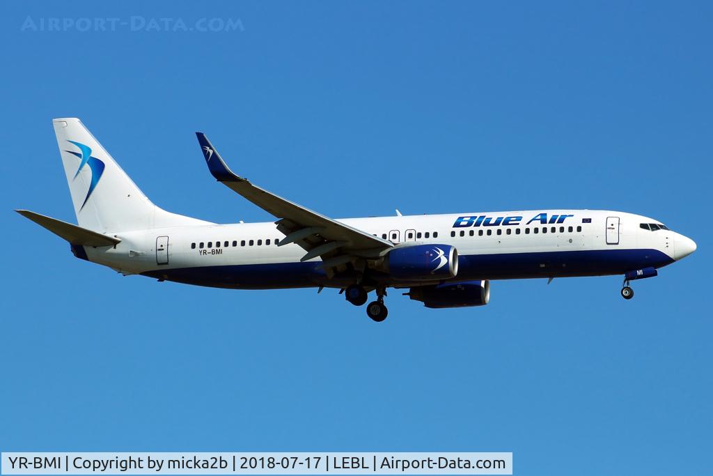 YR-BMI, 1998 Boeing 737-8K5 C/N 27980, Landing. Scrapped in may 2020.