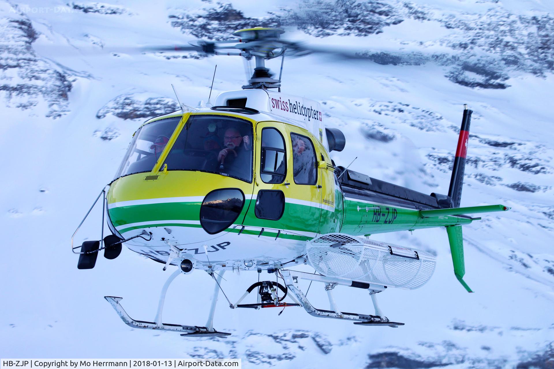 HB-ZJP, 2009 Eurocopter AS-350B-3 Ecureuil Ecureuil C/N 4677, Lauberhorn FIS Ski Race