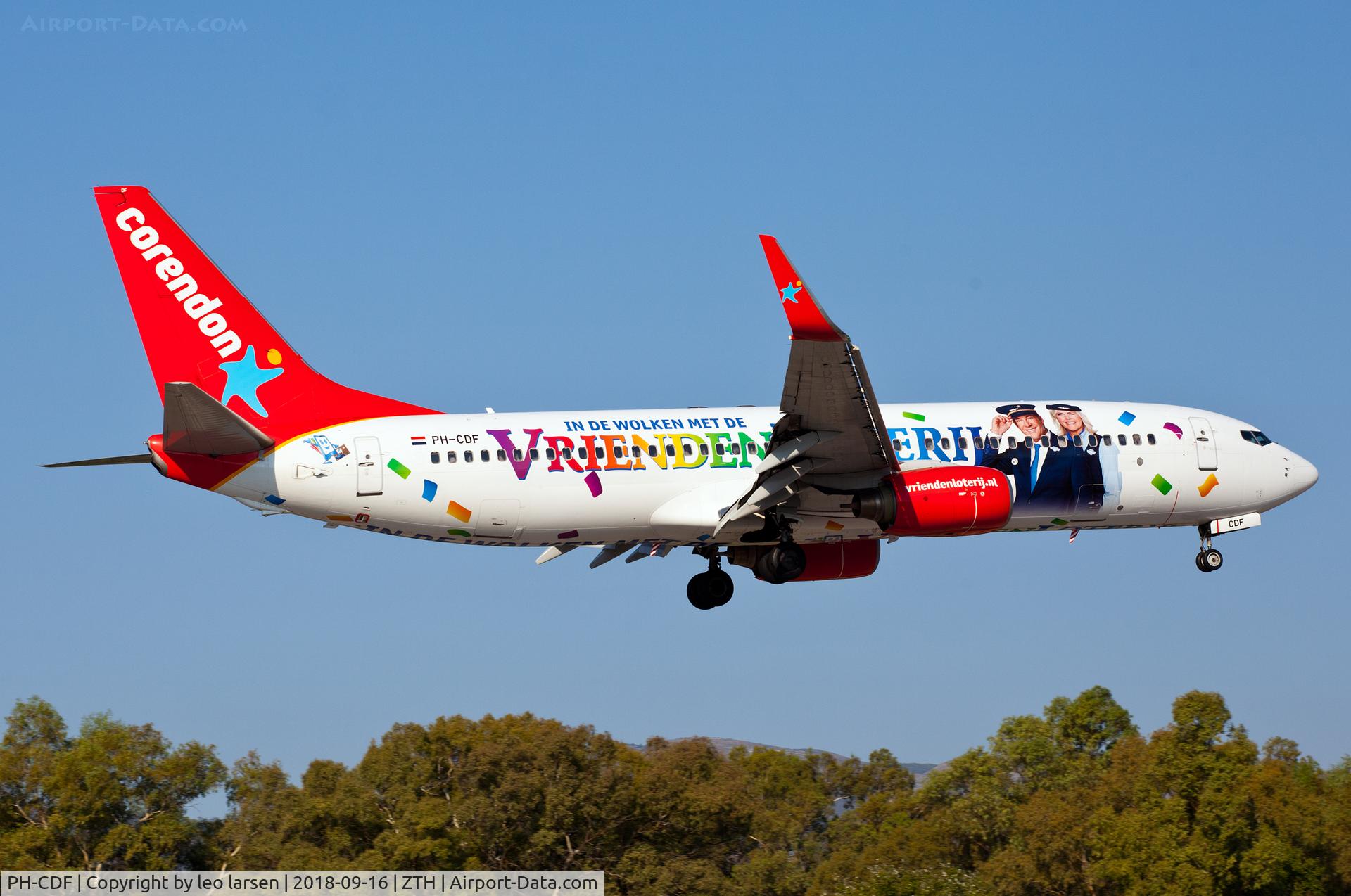 PH-CDF, 1999 Boeing 737-804 C/N 28227, Zakynthos 16.9.2018 short final to R-34
