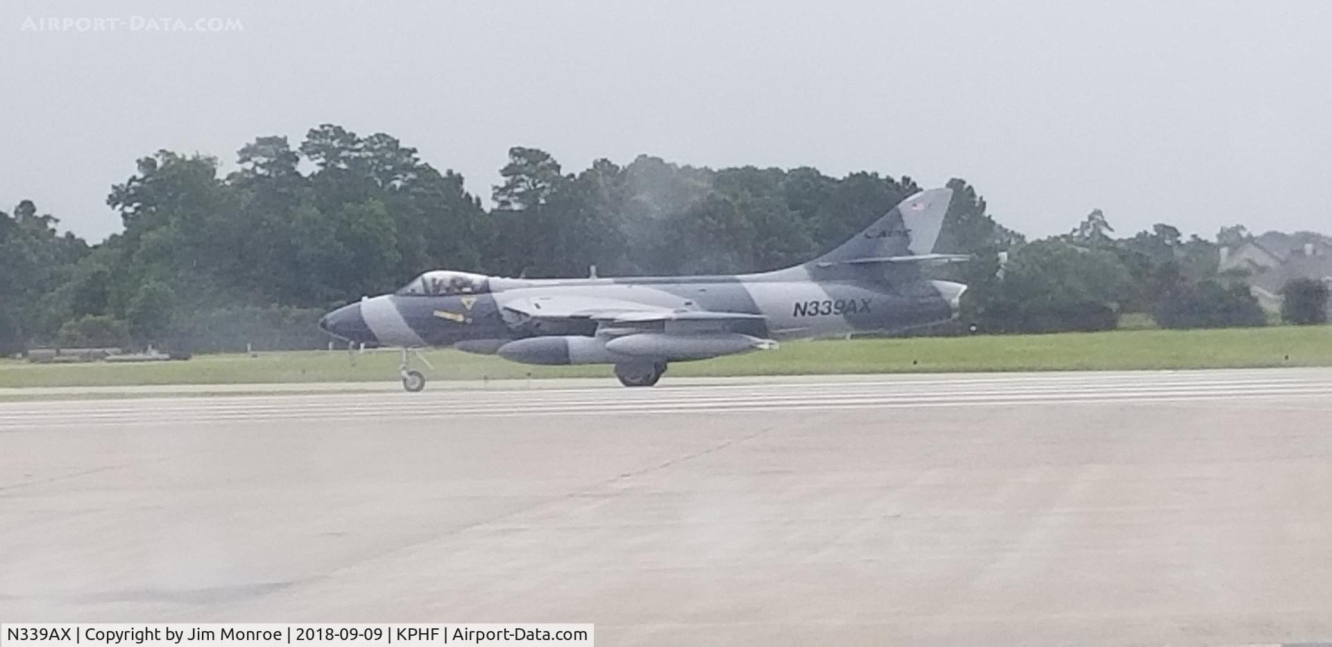 N339AX, 1959 Hawker Hunter MK.58A C/N 41H-697427, Flying an Angel Flight from PHF to RDU behind this aircraft, Runway 7. 