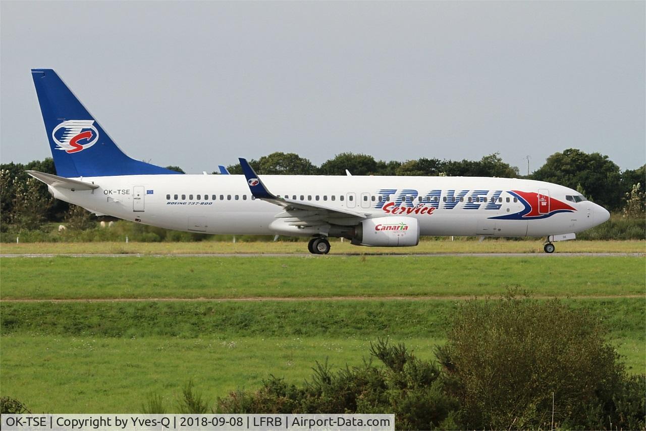 OK-TSE, 2014 Boeing 737-81D C/N 39437, Boeing 737-81D, Taxiing rwy 25L, Brest-Bretagne airport (LFRB-BES)