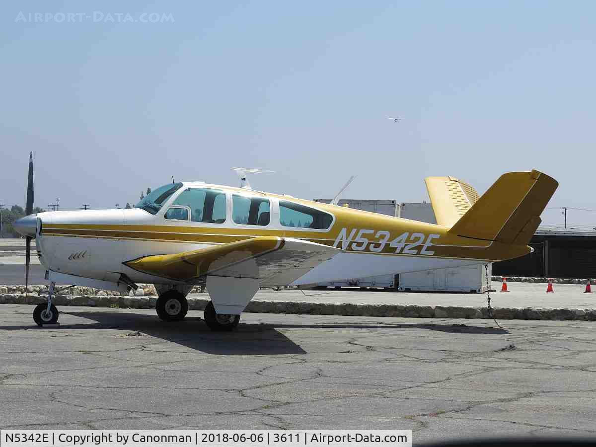 N5342E, 1959 Beech K35 Bonanza C/N D-5804, Parked