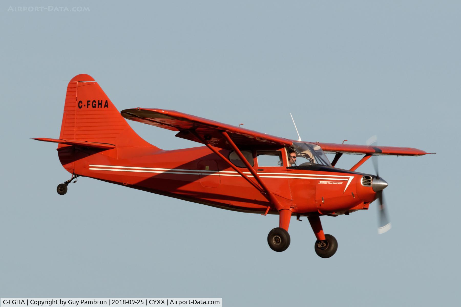 C-FGHA, 1948 Stinson 108-3 Voyager C/N 108 4770, Landing