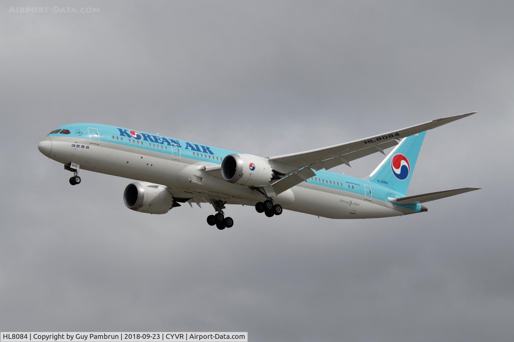 HL8084, 2017 Boeing 787-9 Dreamliner C/N 34813, Landing