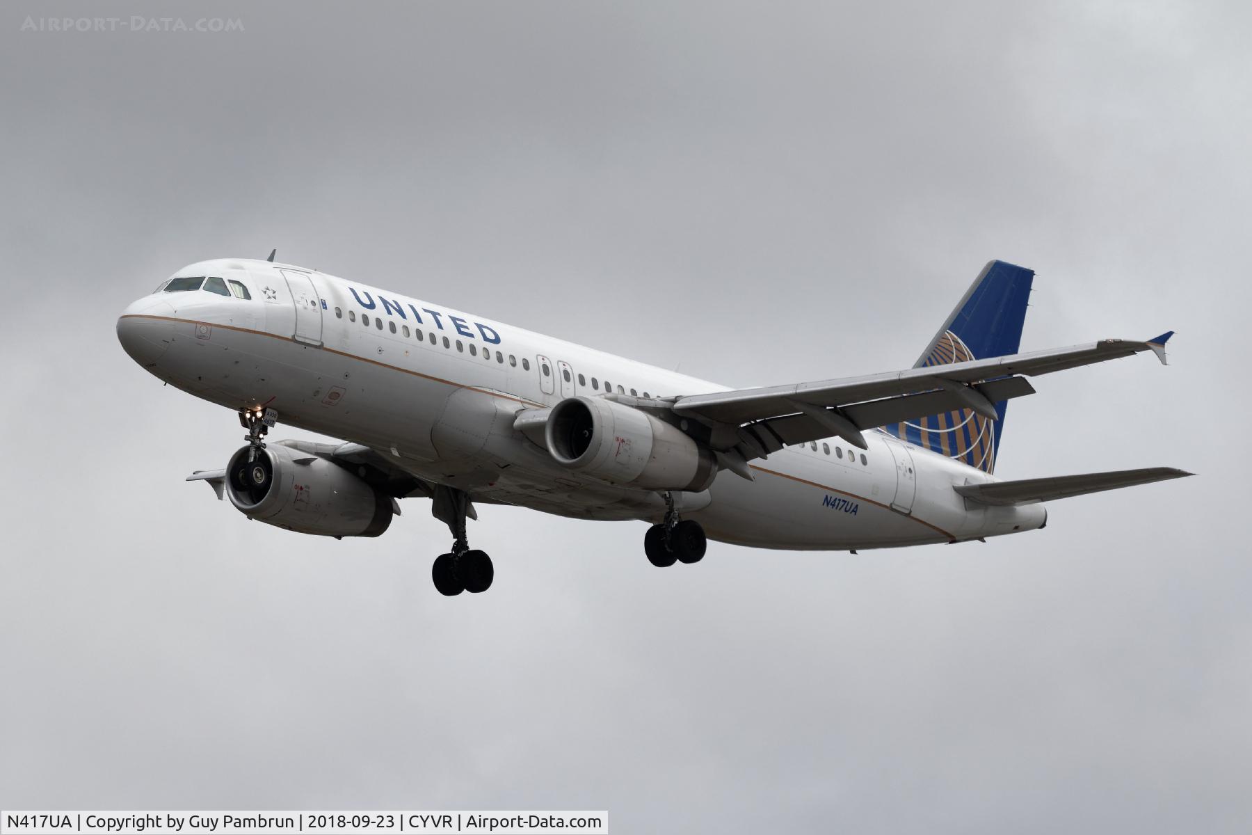 N417UA, 1994 Airbus A320-232 C/N 483, Landing