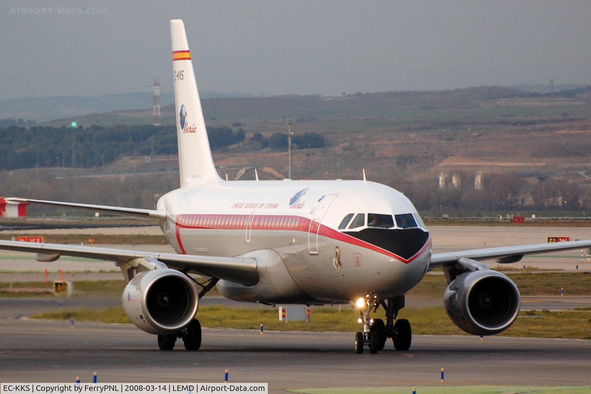 EC-KKS, 2007 Airbus A319-111 C/N 3320, Arrival of Iberia retro A319