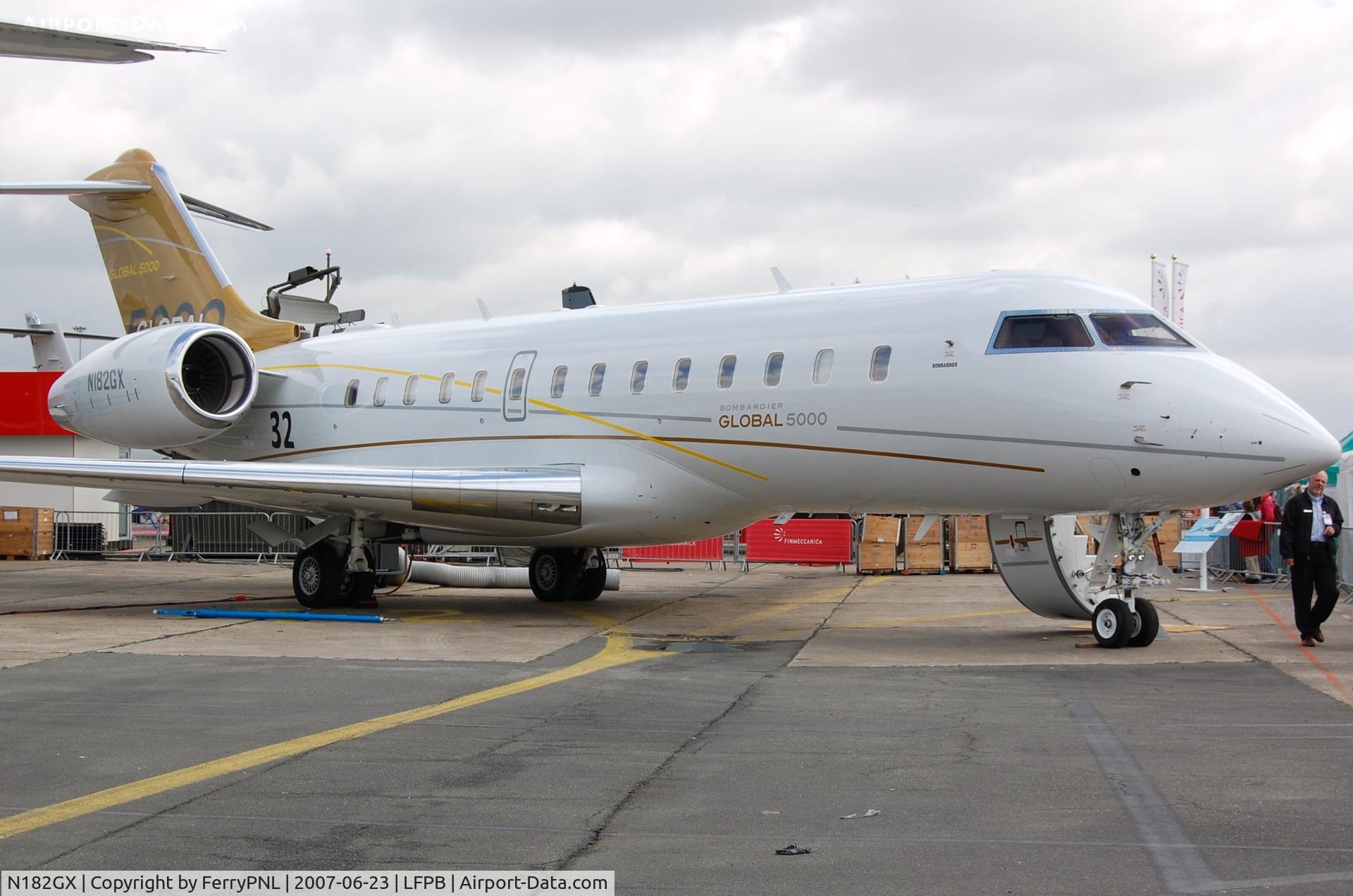 N182GX, 2005 Bombardier BD-700-1A11 Global 5000 C/N 9182, Global 500 at Paris Airshow
