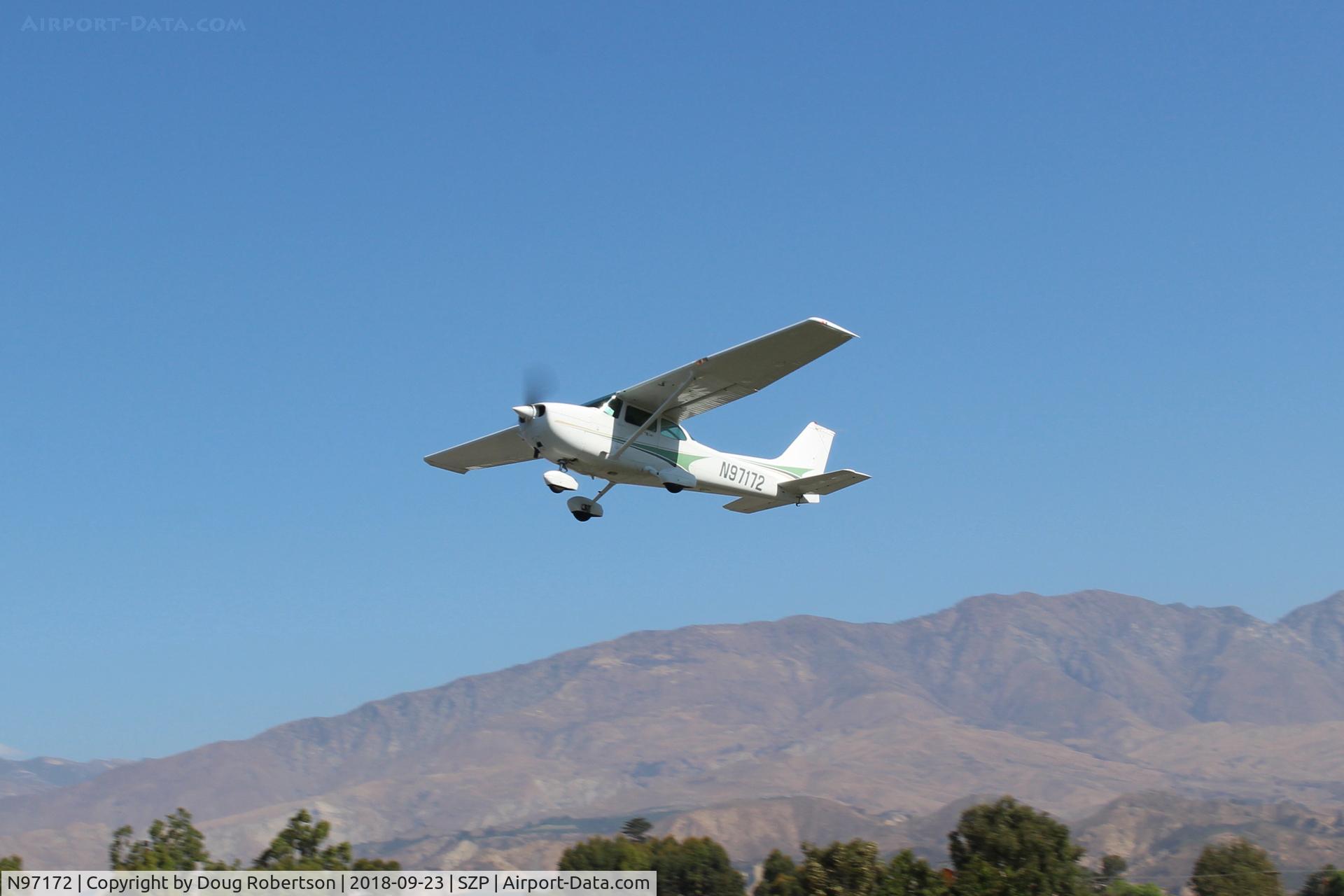 N97172, 1984 Cessna 172P C/N 17276162, 1984 Cessna 172P SKYHAWK, Lycoming O-320-D2J 160 Hp, another takeoff climb, Rwy 22
