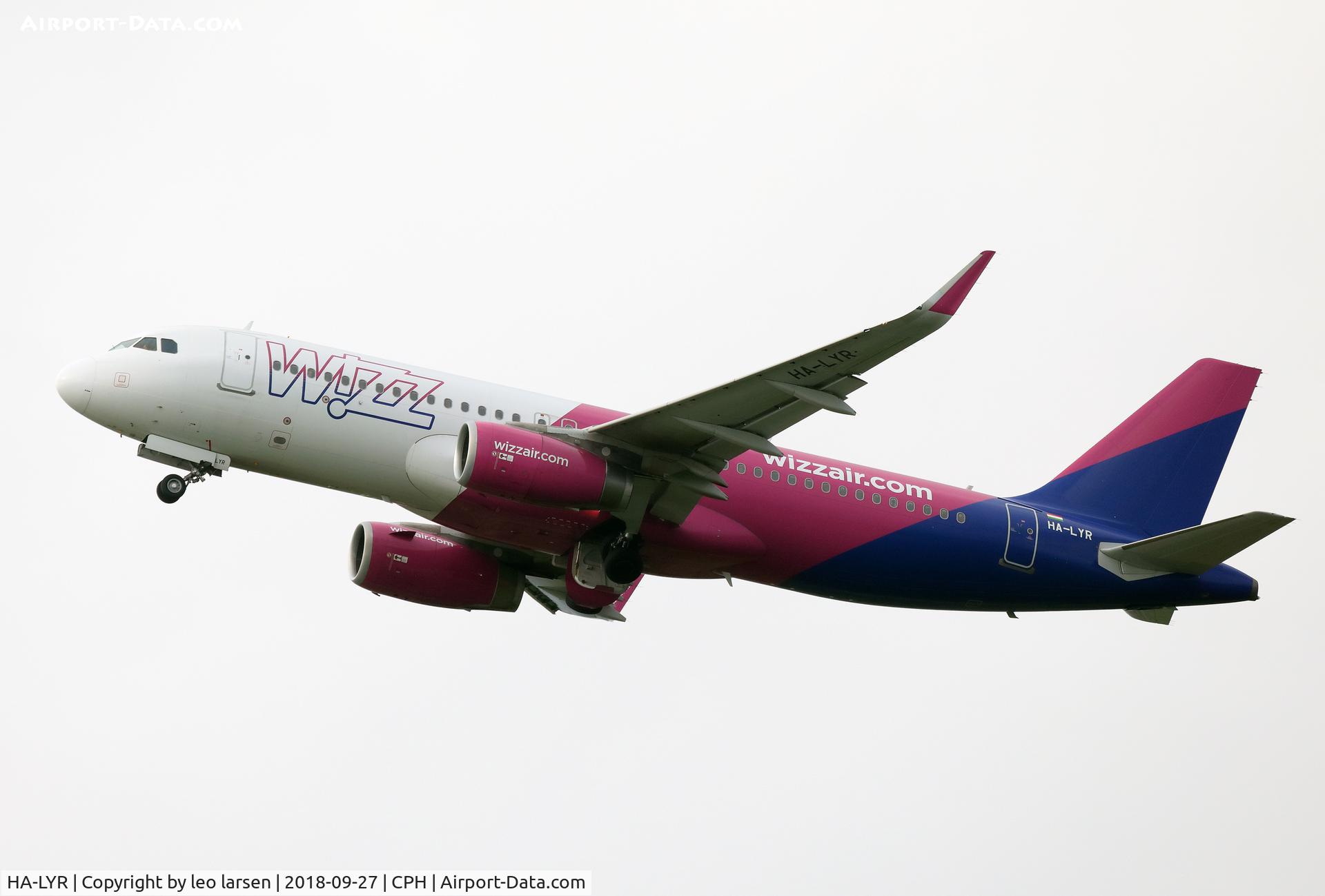 HA-LYR, 2015 Airbus A320-232 C/N 6631, Copenhagen 27.9.2018