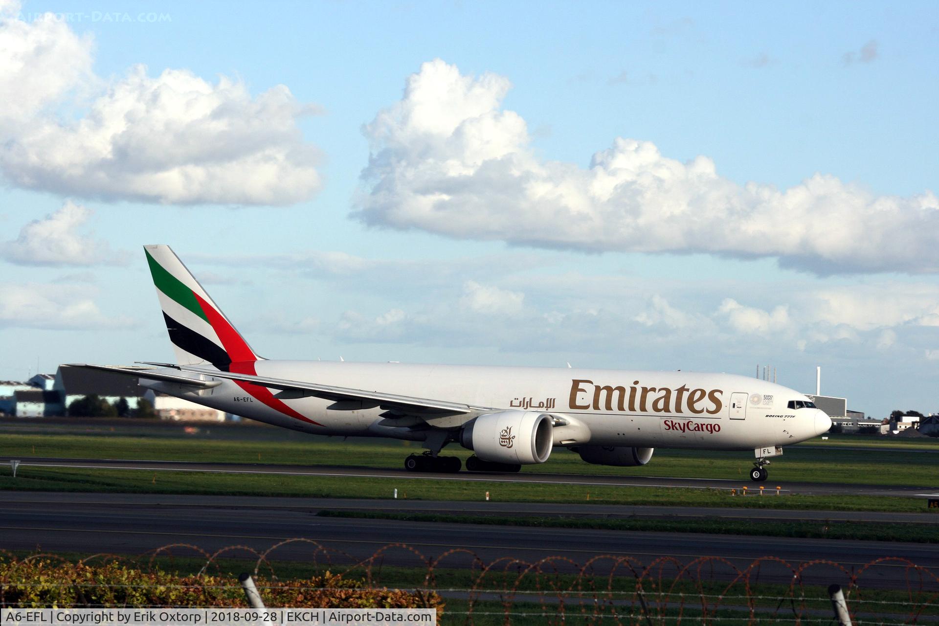 A6-EFL, 2013 Boeing 777-F1H C/N 42230, A6-EFL taxi to rw 04R