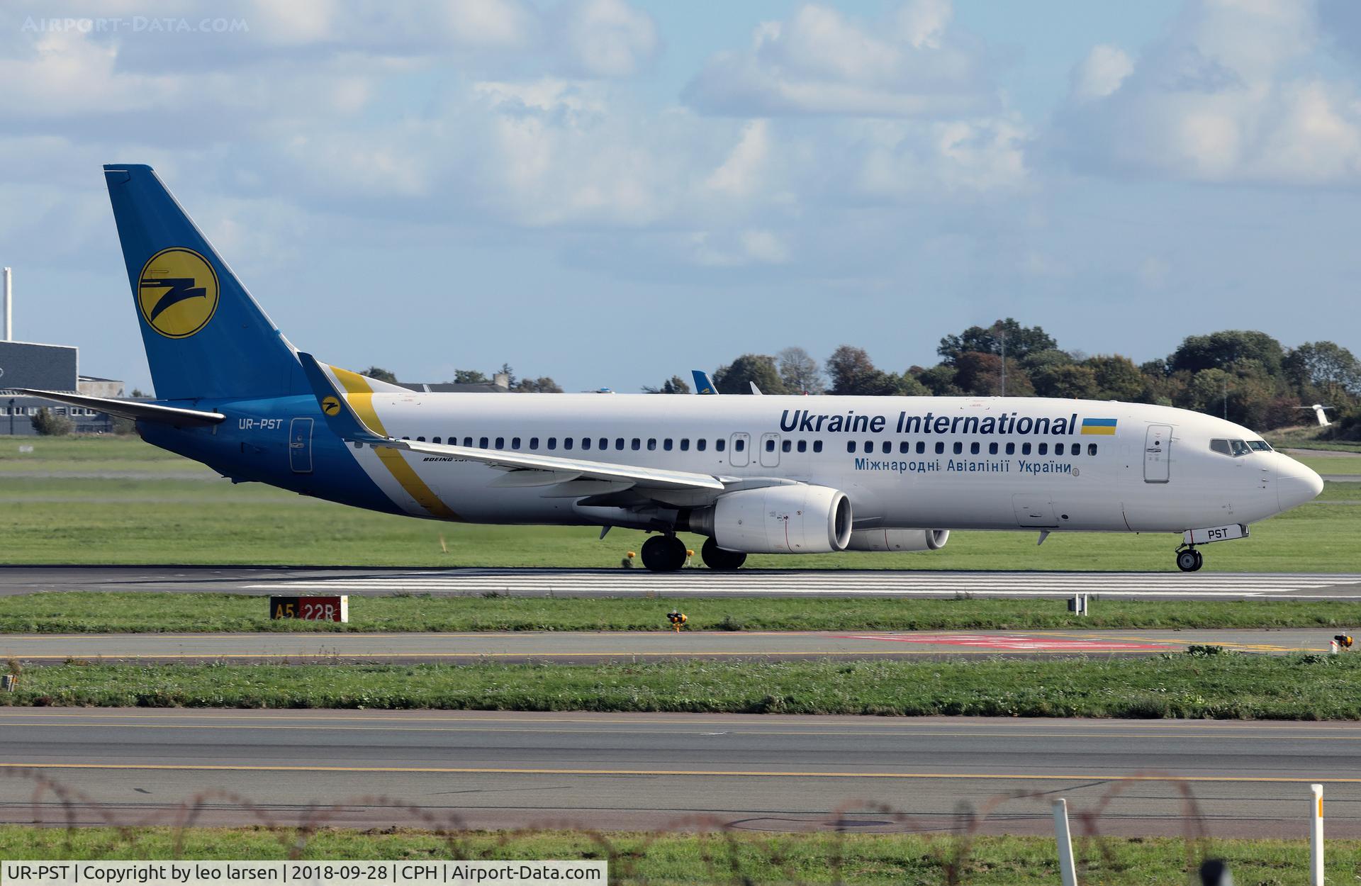 UR-PST, 2009 Boeing 737-8AS C/N 37534, Copenhagen 28.9.2018