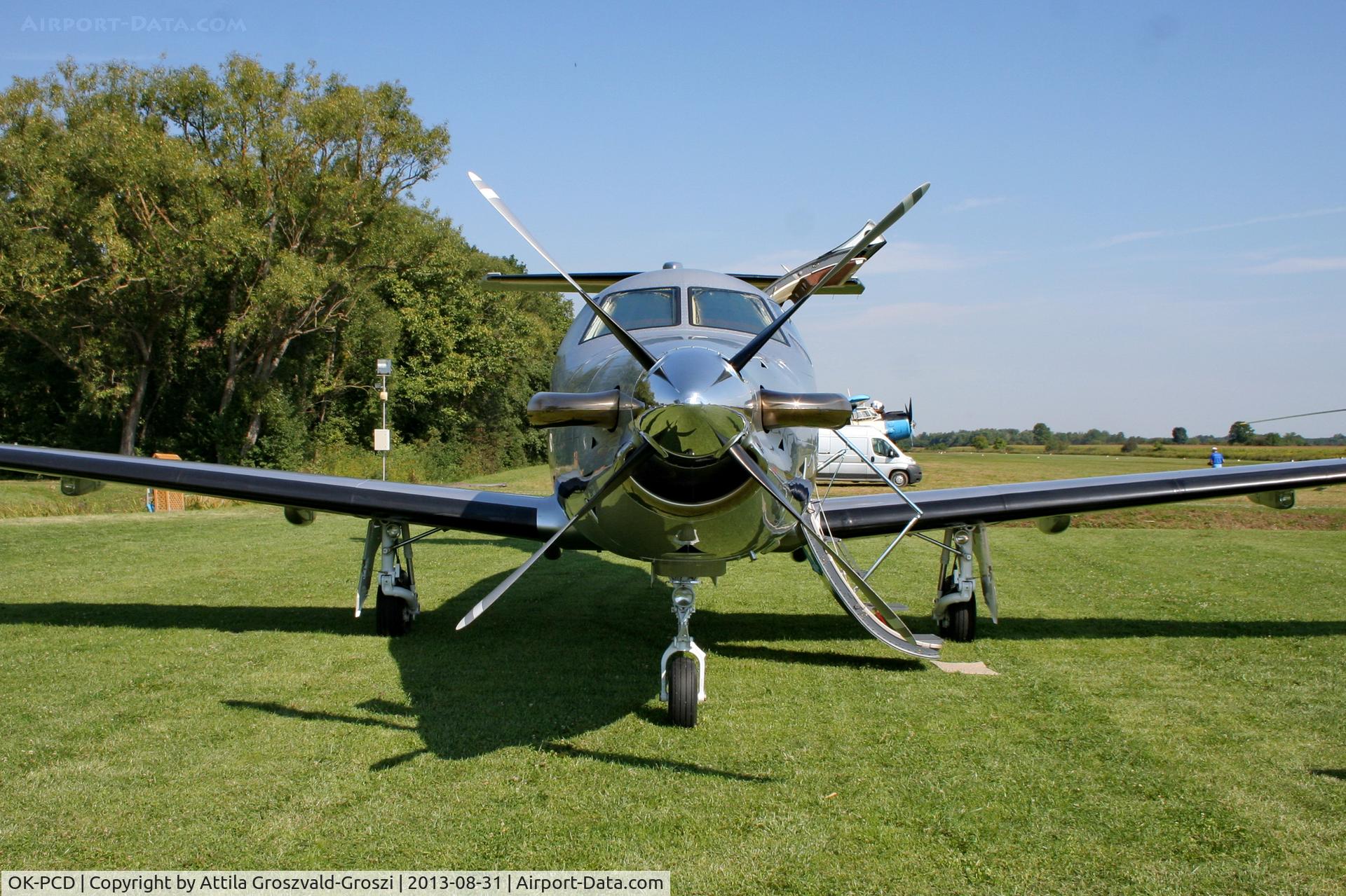 OK-PCD, 2012 Pilatus PC-12/47E C/N 1369, II. Cirrus-Hertelendy Aviator's Weekend , Hertelendy Castle Airfield Hungary
