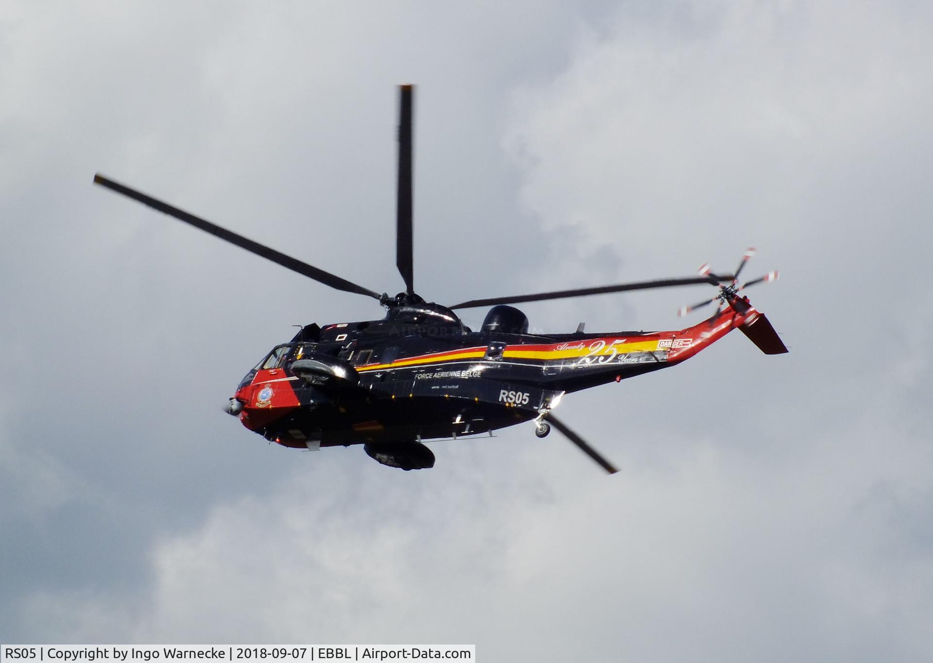 RS05, 1976 Westland Sea King Mk.48 C/N WA835, Westland (Sikorsky SH-3) Sea King Mk48 of the FAeB (Belgian Air Force) in '25 years in Koksijde' special colours at the 2018 BAFD spotters day, Kleine Brogel airbase