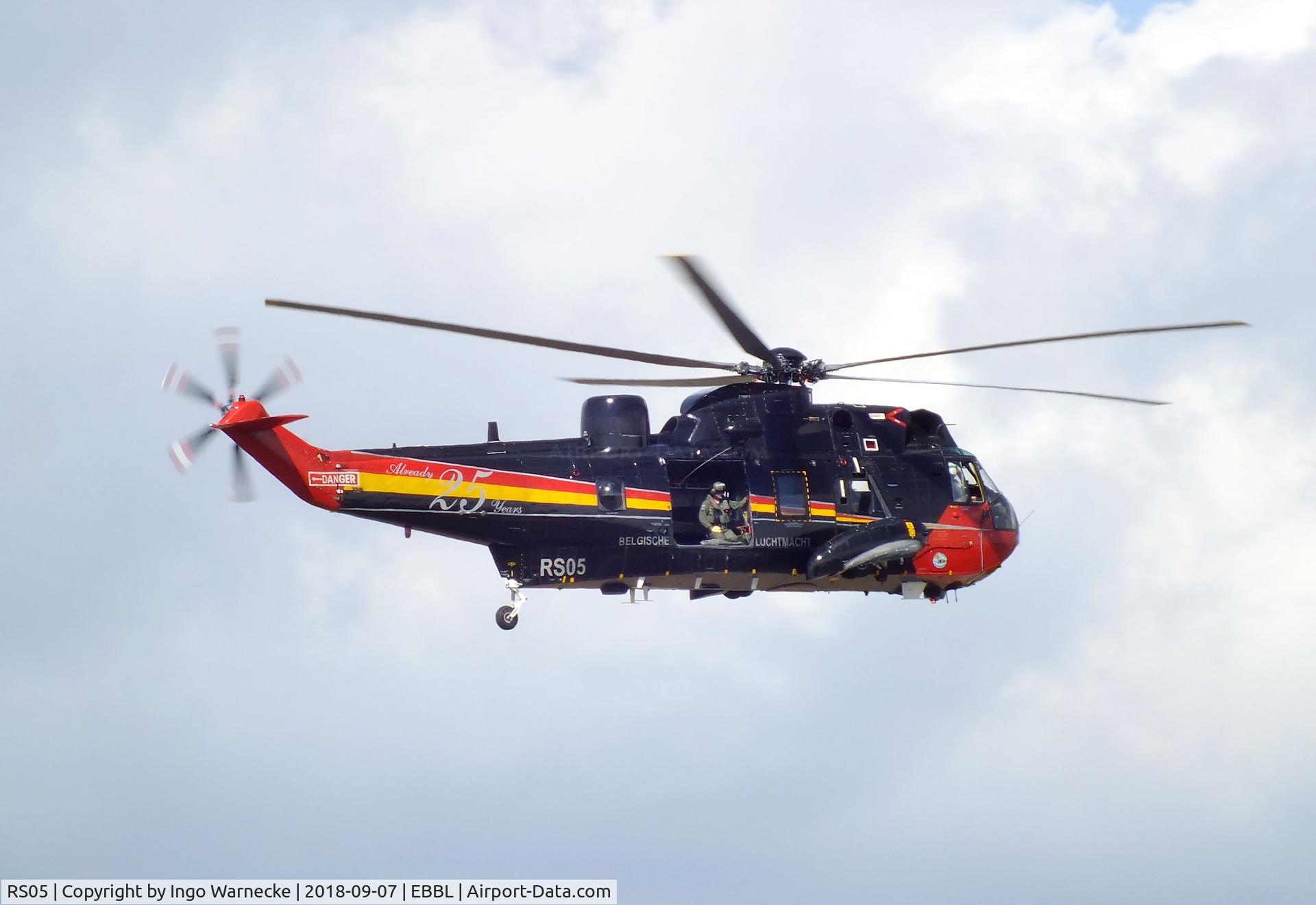 RS05, 1976 Westland Sea King Mk.48 C/N WA835, Westland (Sikorsky SH-3) Sea King Mk48 of the FAeB (Belgian Air Force) in '25 years in Koksijde' special colours at the 2018 BAFD spotters day, Kleine Brogel airbase