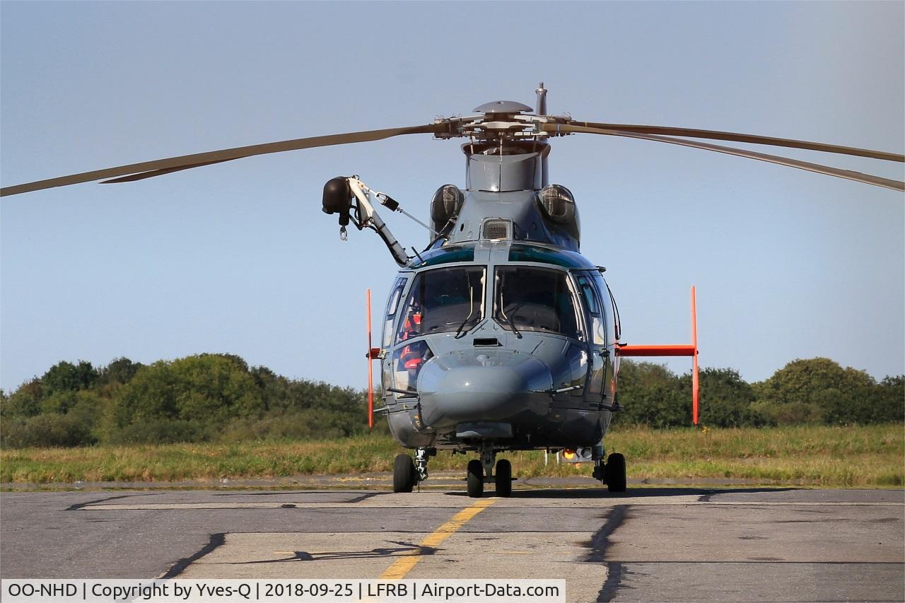 OO-NHD, 2008 Eurocopter AS-365N-3 Dauphin 2 C/N 6831, Eurocopter AS-365N-3 Dauphin 2, Brest-Bretagne airport (LFRB-BES)