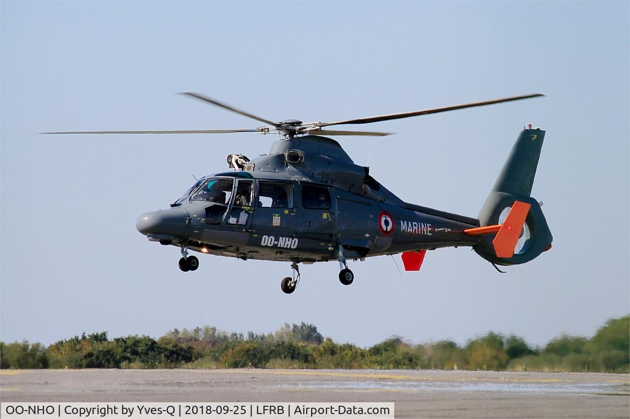 OO-NHO, 2008 Eurocopter AS-365N-3 Dauphin 2 C/N 6809, Eurocopter AS- 365N-3 Dauphin 2, Landing, Brest-Bretagne airport (LFRB-BES)
