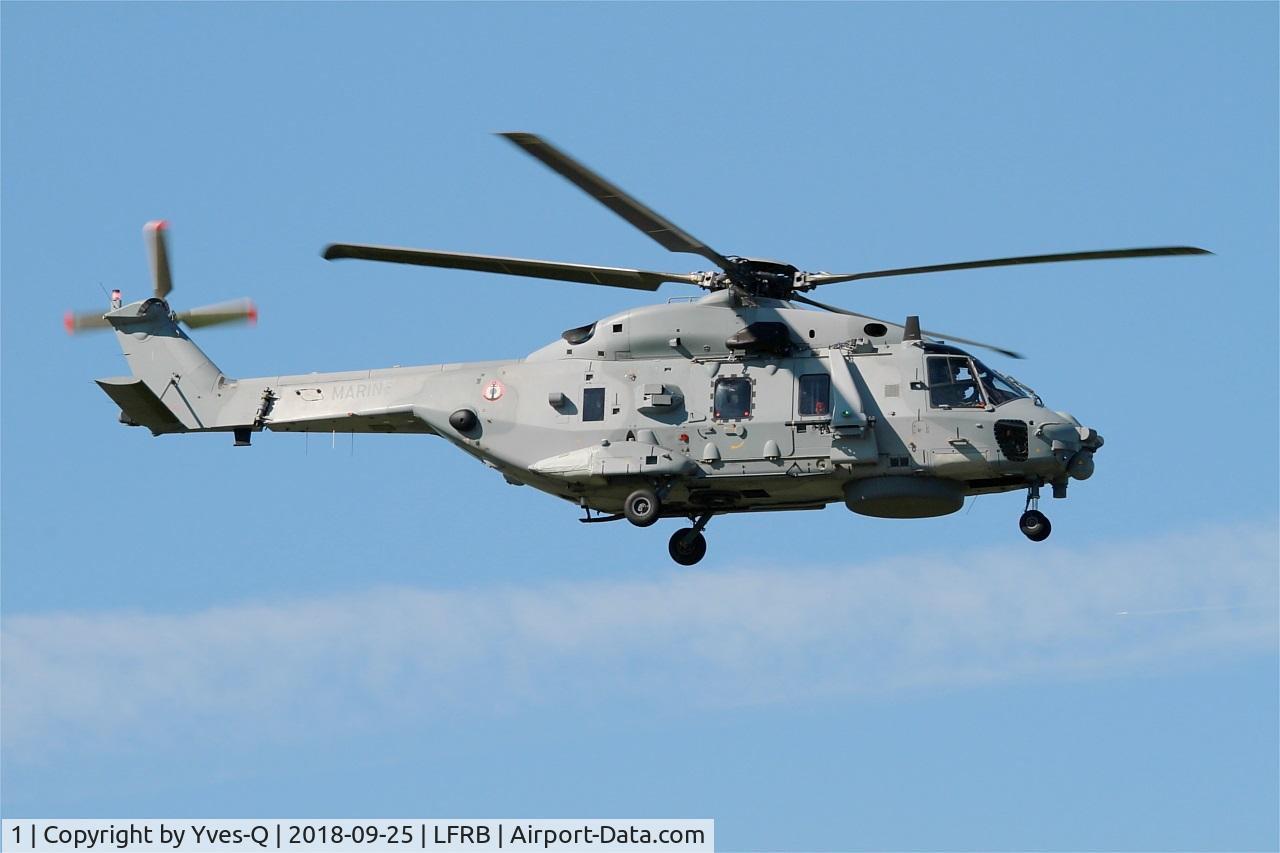1, NHI NH-90 NFH Caiman C/N 1018/NFRS001, NHI NH-90 NFH Caiman, Landing rwy 07R, Brest-Bretagne airport (LFRB-BES)