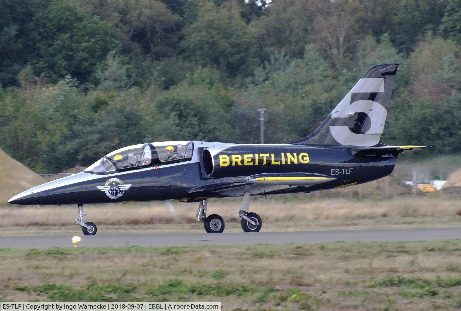 ES-TLF, Aero L-39C Albatros C/N 132114, Aero L-39C Albatros, No 5 of Breitling Jet Team at the 2018 BAFD spotters day, Kleine Brogel airbase