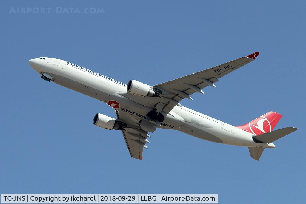 TC-JNS, 2013 Airbus A330-303 C/N 1458, T/O flight to Istanbul.