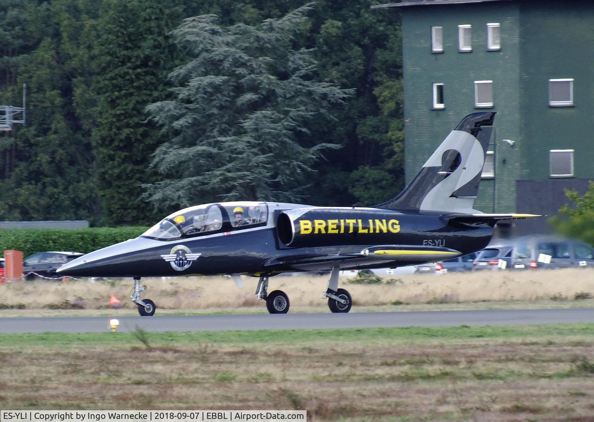ES-YLI, Aero L-39 Albatros C/N 691876, Aero L-39 Albatros, No 2 of Breitling Jet Team at the 2018 BAFD spotters day, Kleine Brogel airbase
