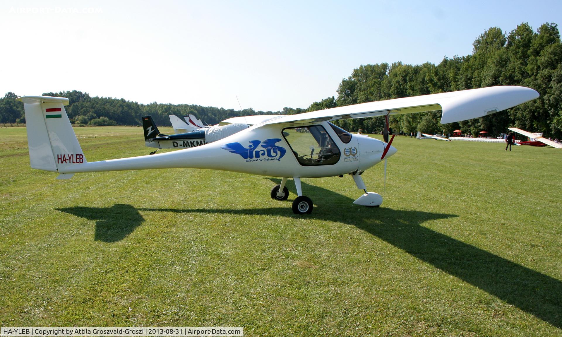 HA-YLEB, Pipistrel Virus 912 C/N 240V9120807, II. Cirrus-Hertelendy Aviator's Weekend , Hertelendy Castle Airfield Hungary