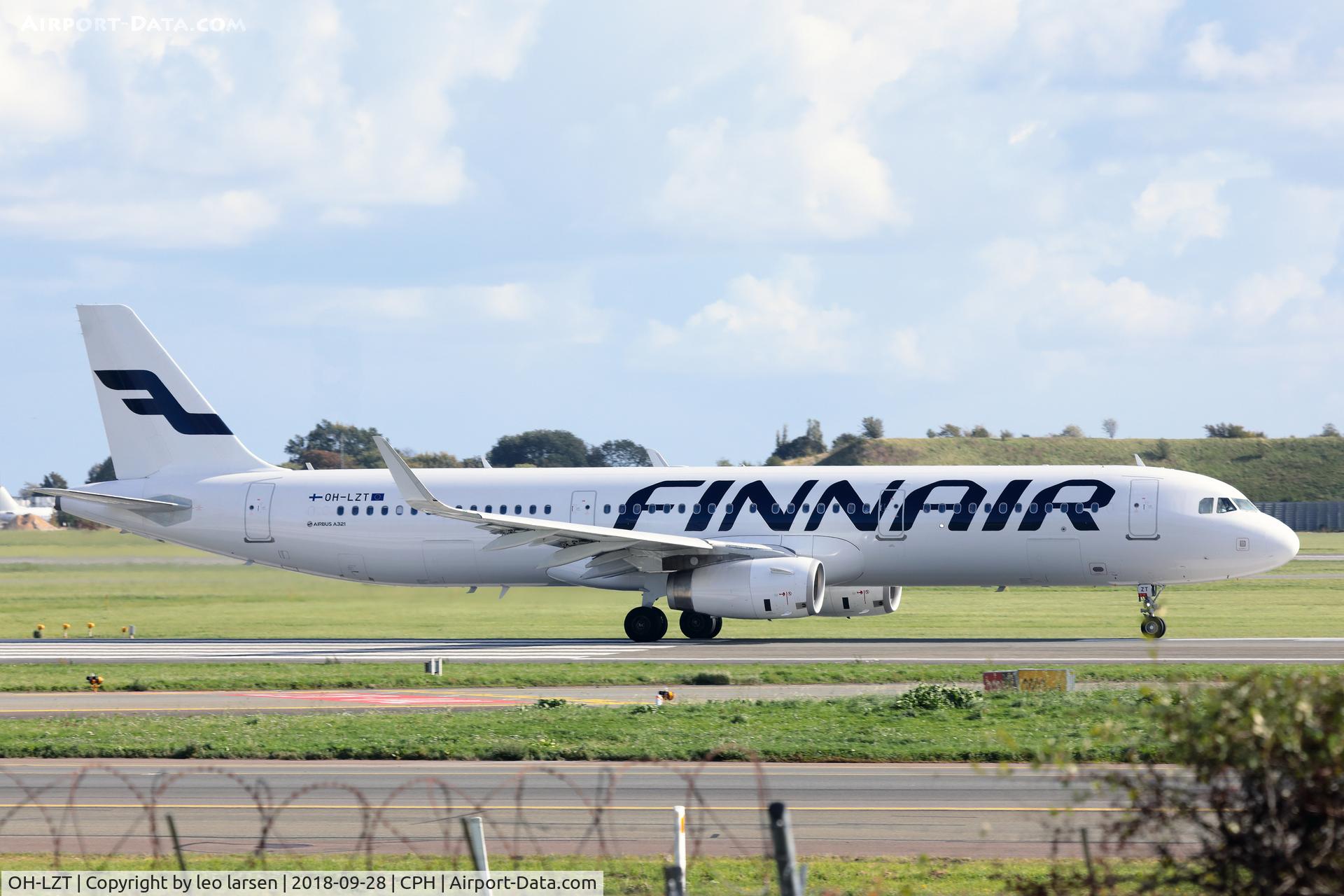 OH-LZT, 2017 Airbus A320-231 C/N 8041, Copenhagen 28.9.2018