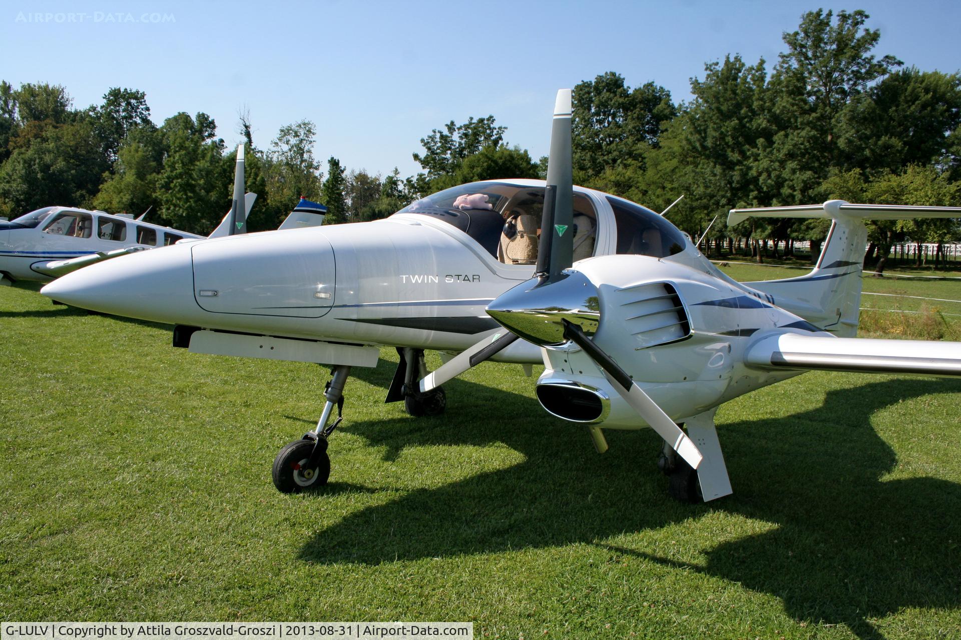 G-LULV, 2007 Diamond DA-42 Twin Star C/N 42.313, II. Cirrus-Hertelendy Aviator's Weekend , Hertelendy Castle Airfield Hungary