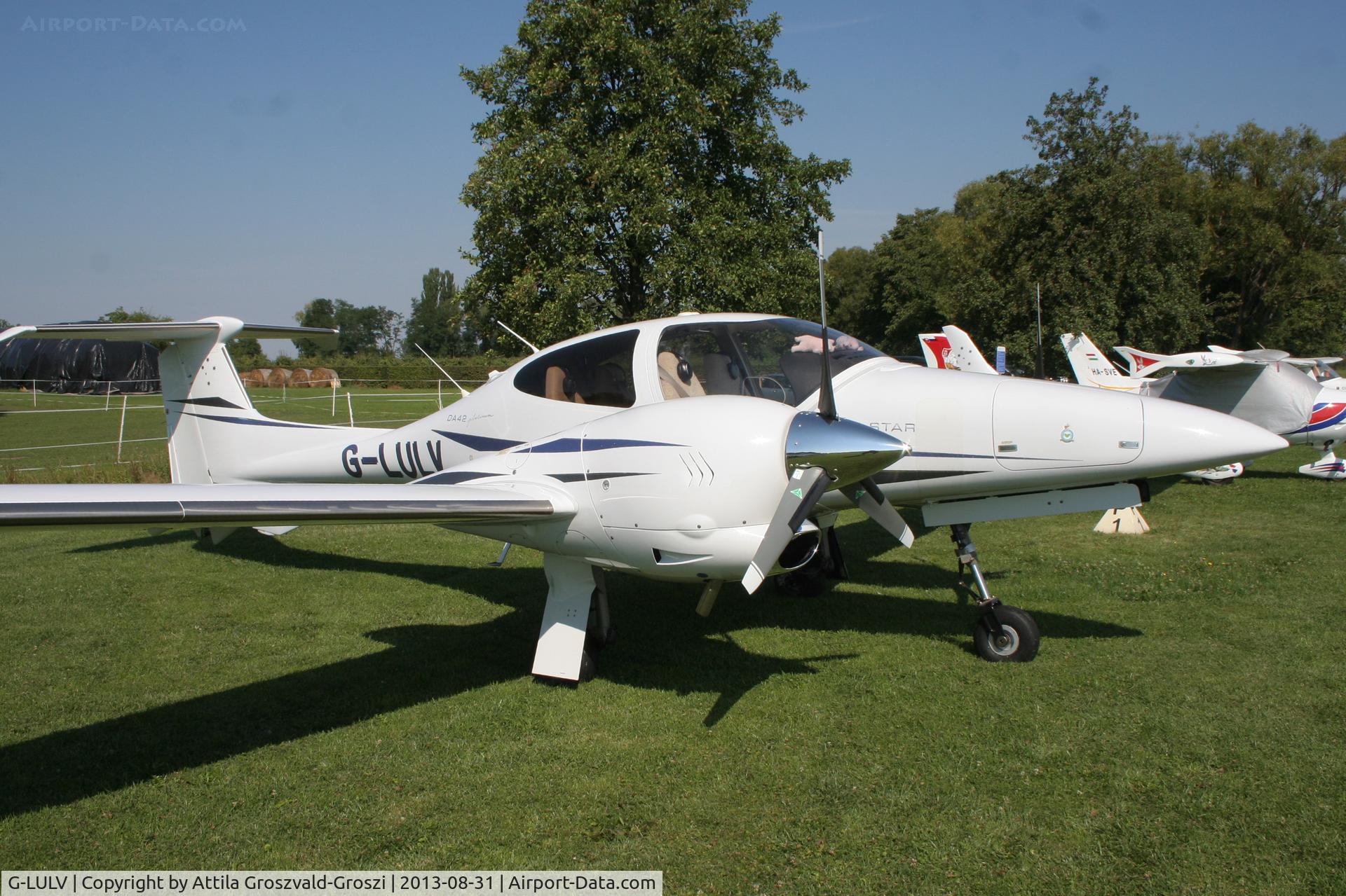 G-LULV, 2007 Diamond DA-42 Twin Star C/N 42.313, II. Cirrus-Hertelendy Aviator's Weekend , Hertelendy Castle Airfield Hungary