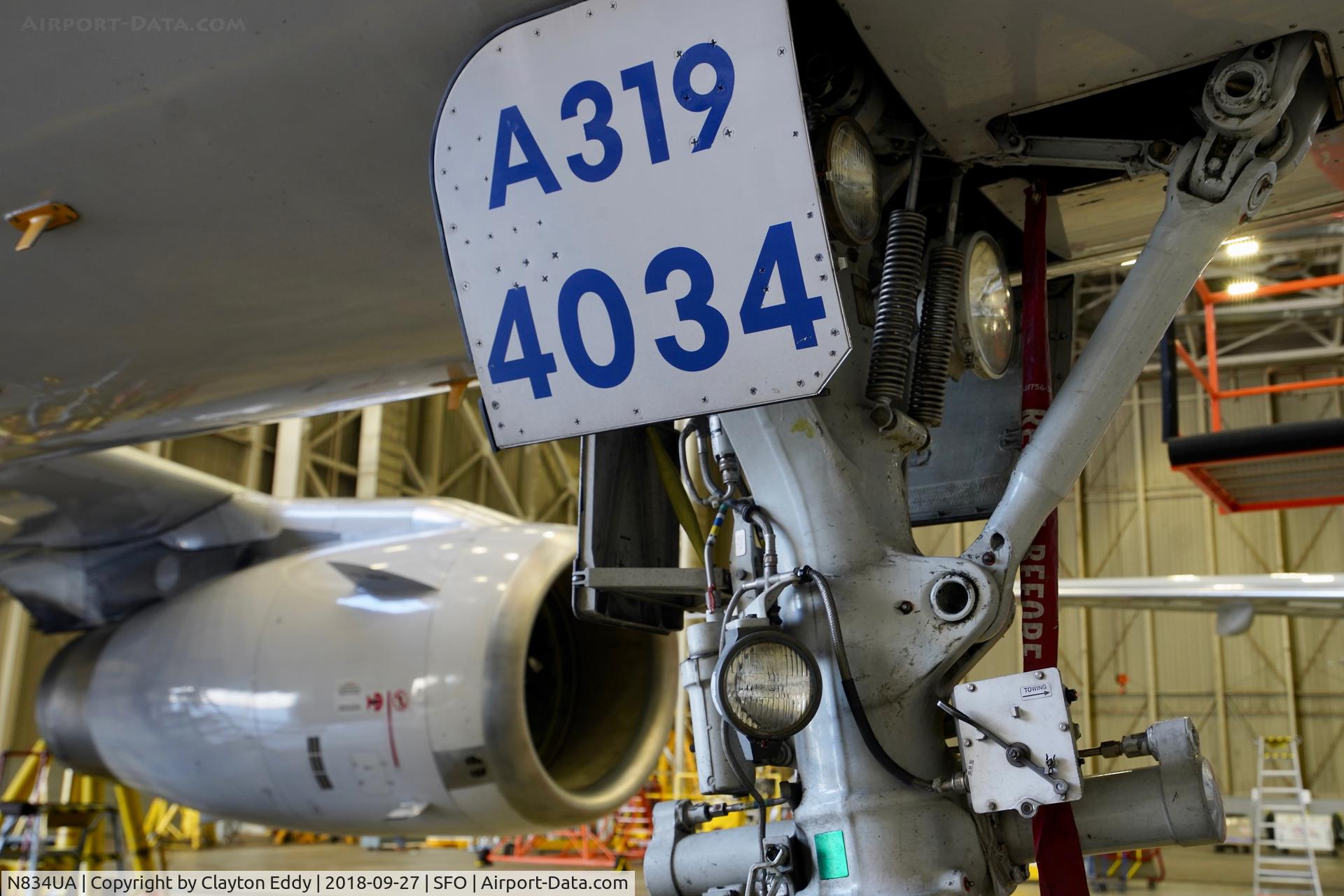 N834UA, 2001 Airbus A319-131 C/N 1420, SFO 2018.