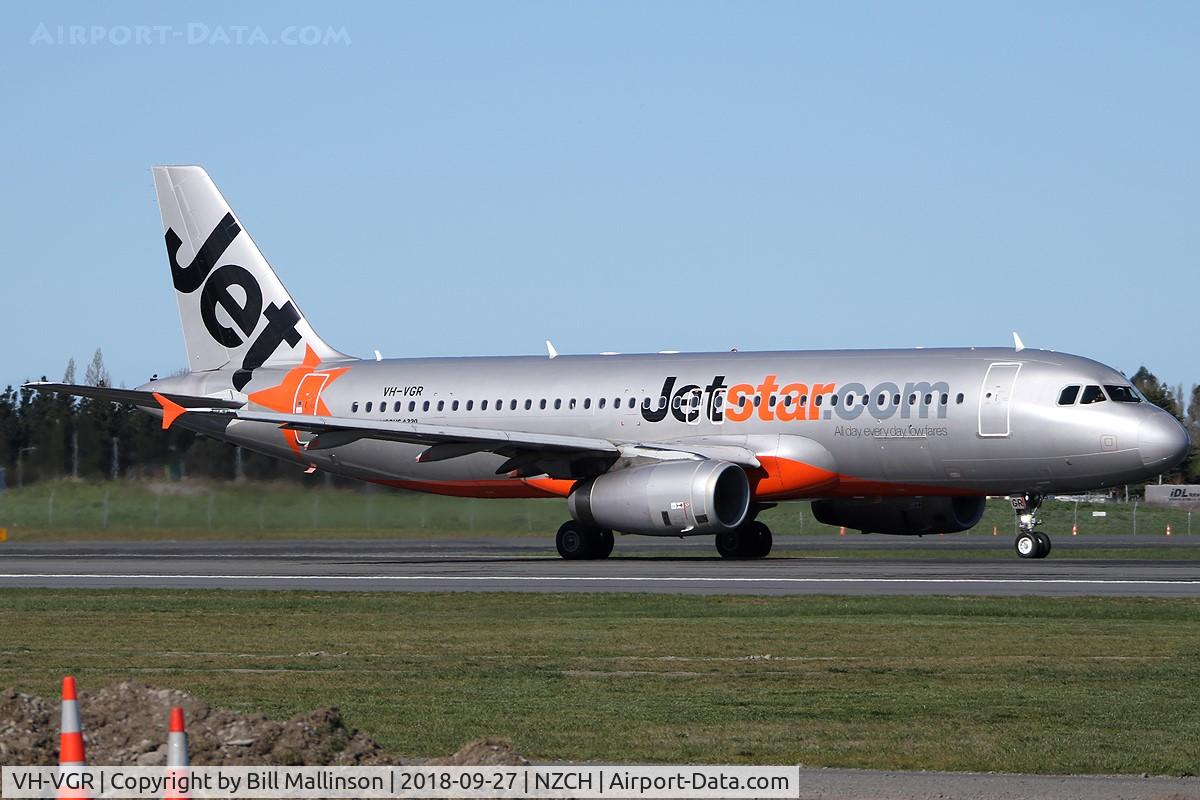VH-VGR, 2010 Airbus A320-232 C/N 4257, JQ186 to OOL